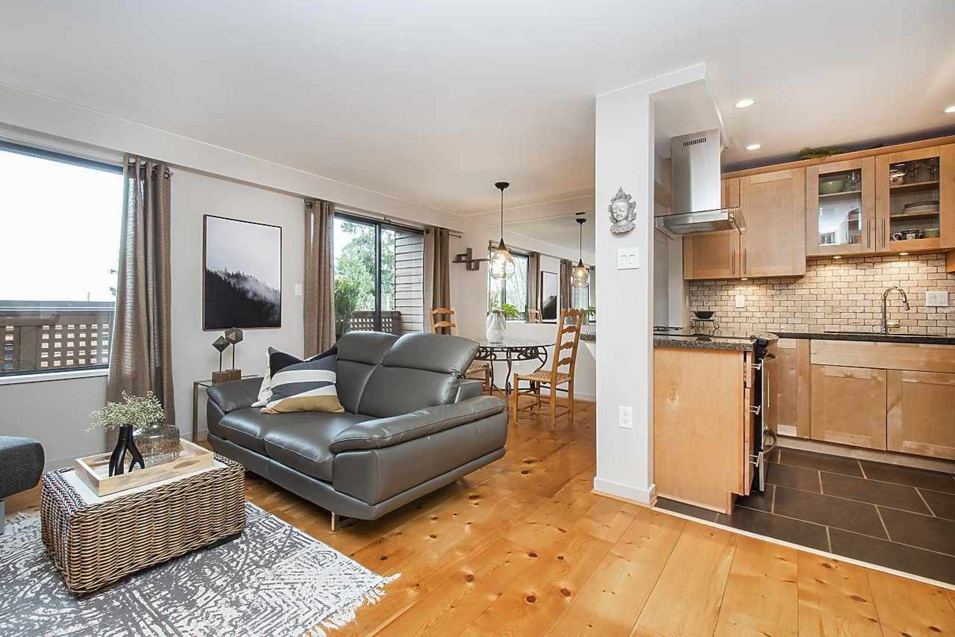 3239-lonsdale-avenue-upper-lonsdale-north-vancouver-04 at 3239 Lonsdale Avenue, Upper Lonsdale, North Vancouver