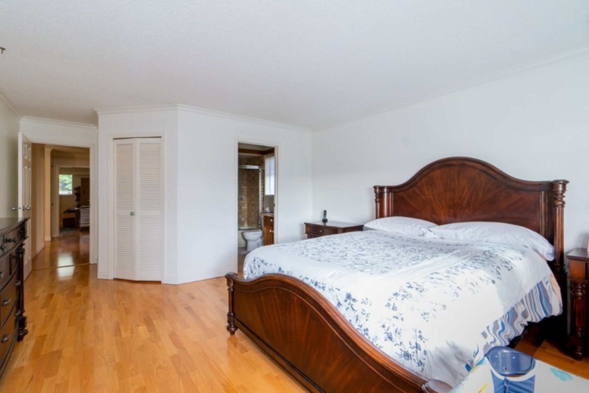 1385-lawson-avenue-ambleside-west-vancouver-10 at 1385 Lawson Avenue, Ambleside, West Vancouver