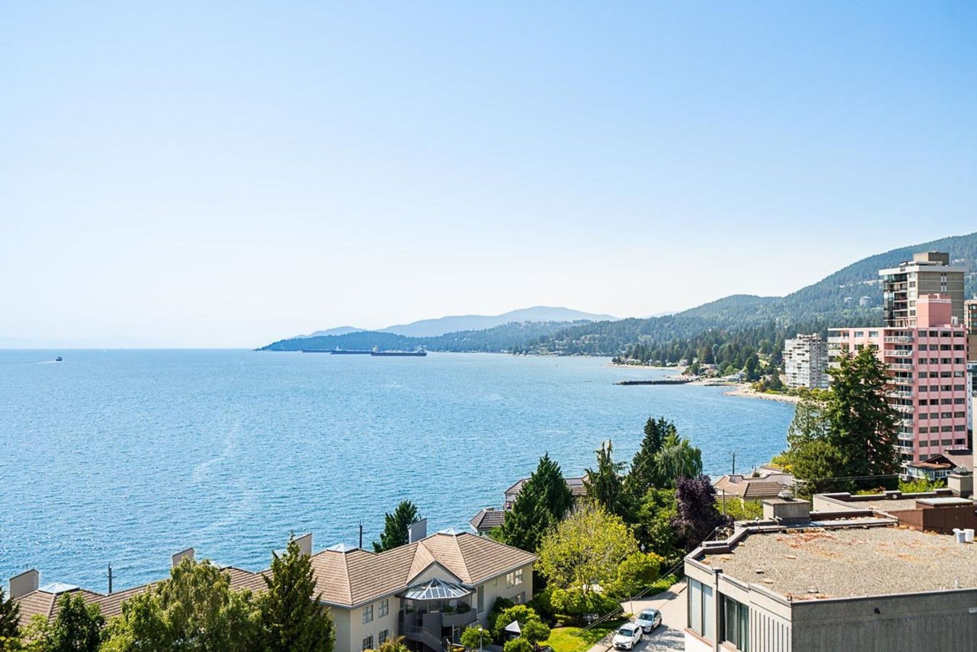 1005 - 2135 Argyle Avenue, Dundarave, West Vancouver  by Julie Miller - Personal Real Estate Corporation 1005 - 2135 Argyle Avenue, Dundarave, West Vancouver