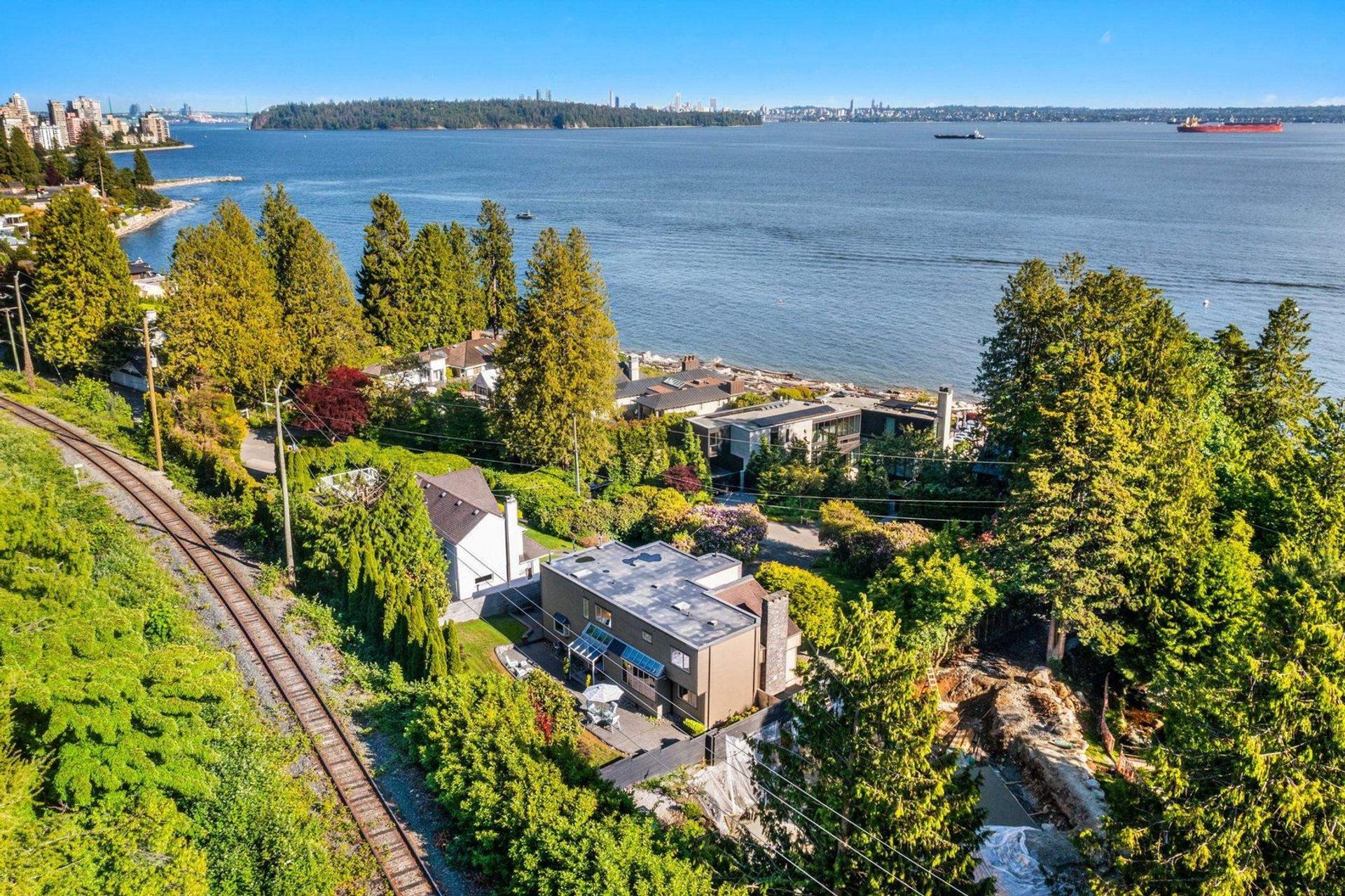 2843-bellevue-avenue-altamont-west-vancouver-18 at 2843 Bellevue Avenue, Altamont, West Vancouver
