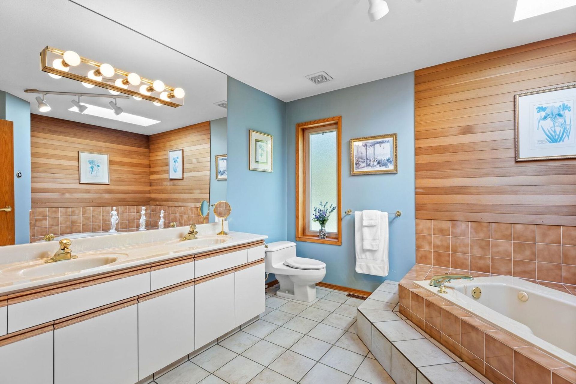 2843-bellevue-avenue-altamont-west-vancouver-22 at 2843 Bellevue Avenue, Altamont, West Vancouver