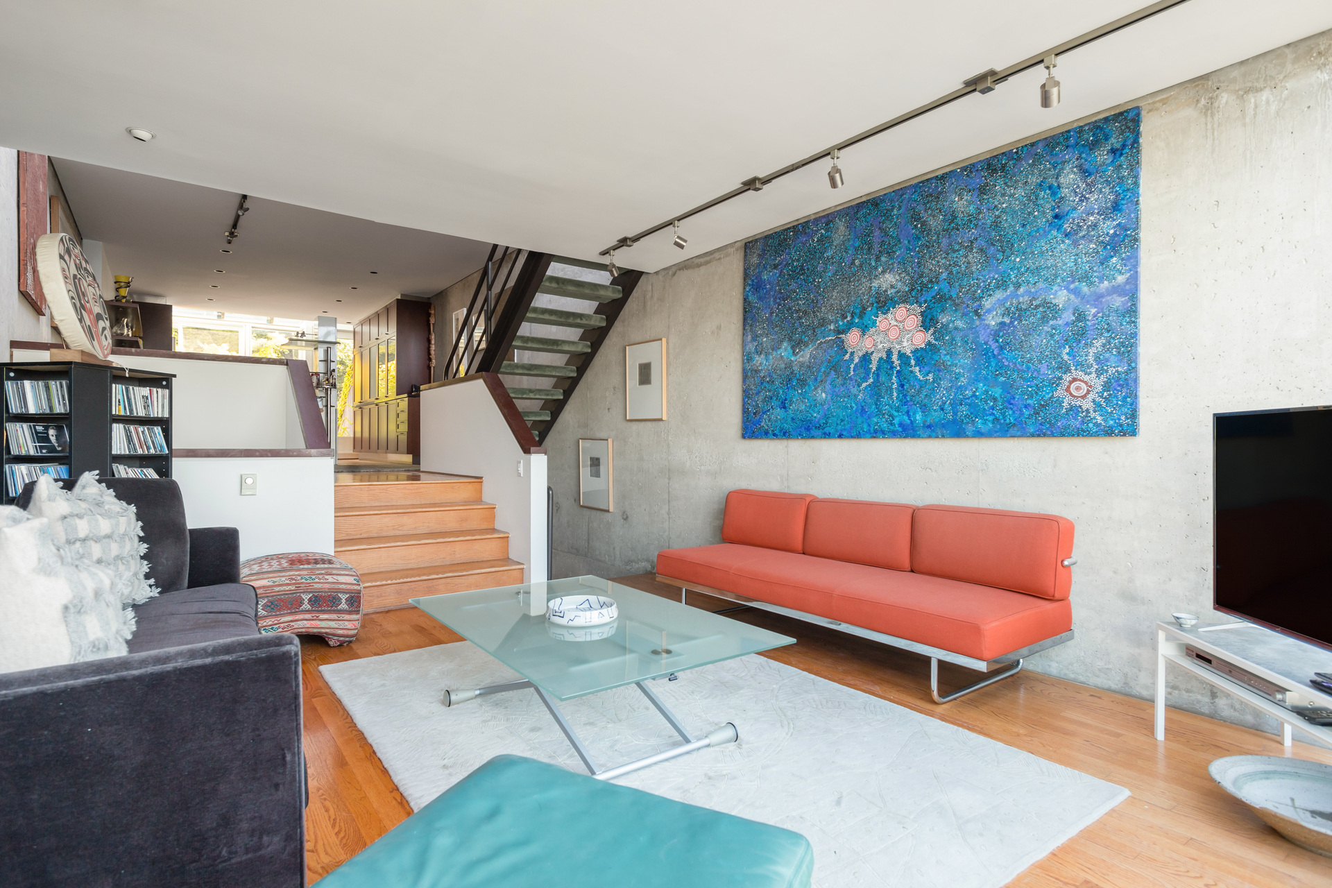09 at 694 Millbank, False Creek, Vancouver West
