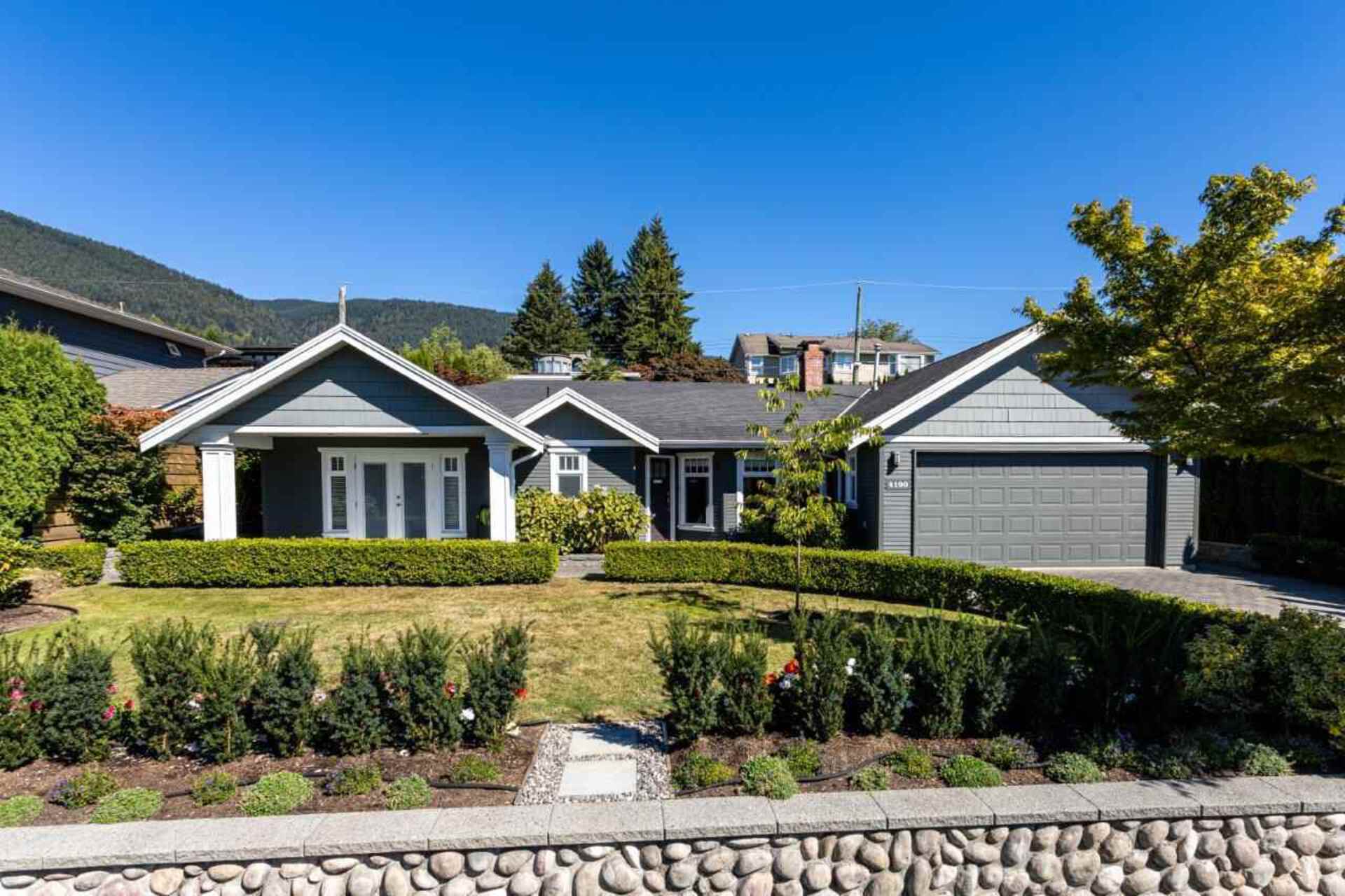4190 Highland Boulevard, Forest Hills NV, North Vancouver  by Julie Miller - Personal Real Estate Corporation 4190 Highland Boulevard, Forest Hills NV, North Vancouver