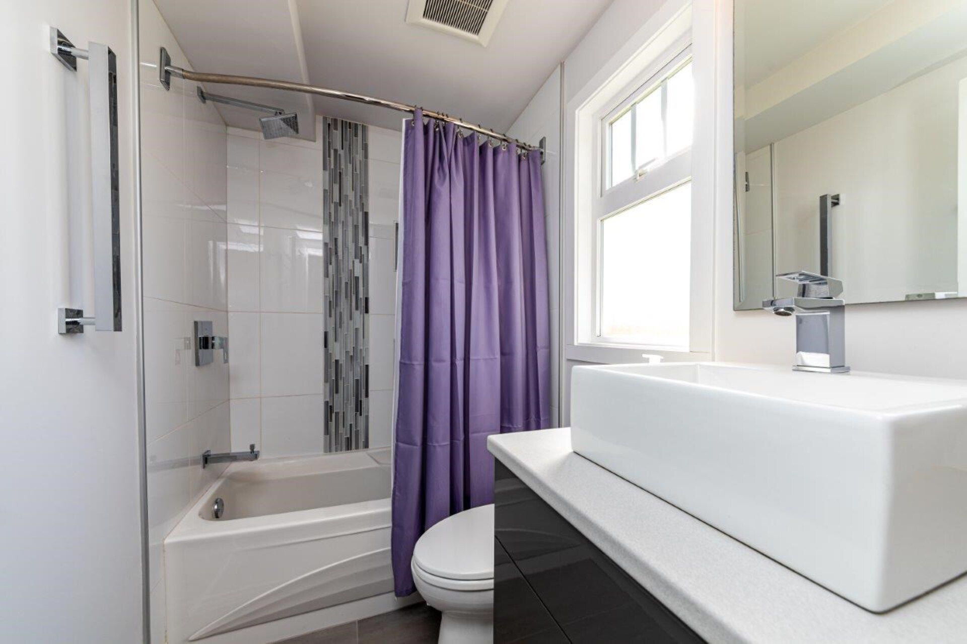 4190-highland-boulevard-forest-hills-nv-north-vancouver-23 at 4190 Highland Boulevard, Forest Hills NV, North Vancouver