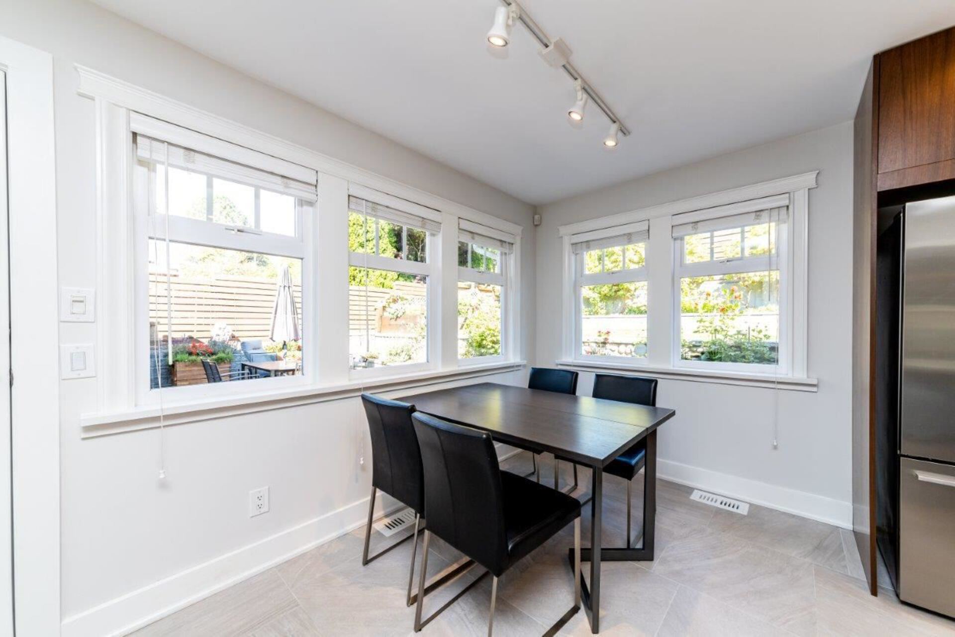 4190-highland-boulevard-forest-hills-nv-north-vancouver-33 at 4190 Highland Boulevard, Forest Hills NV, North Vancouver