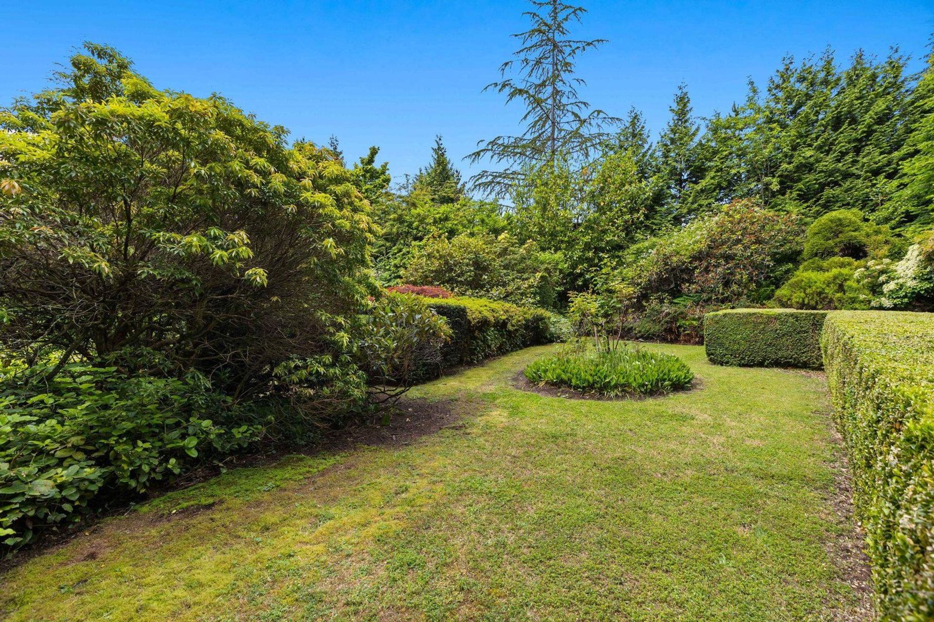 2912-rosebery-avenue-altamont-west-vancouver-18 at 2912 Rosebery Avenue, Altamont, West Vancouver
