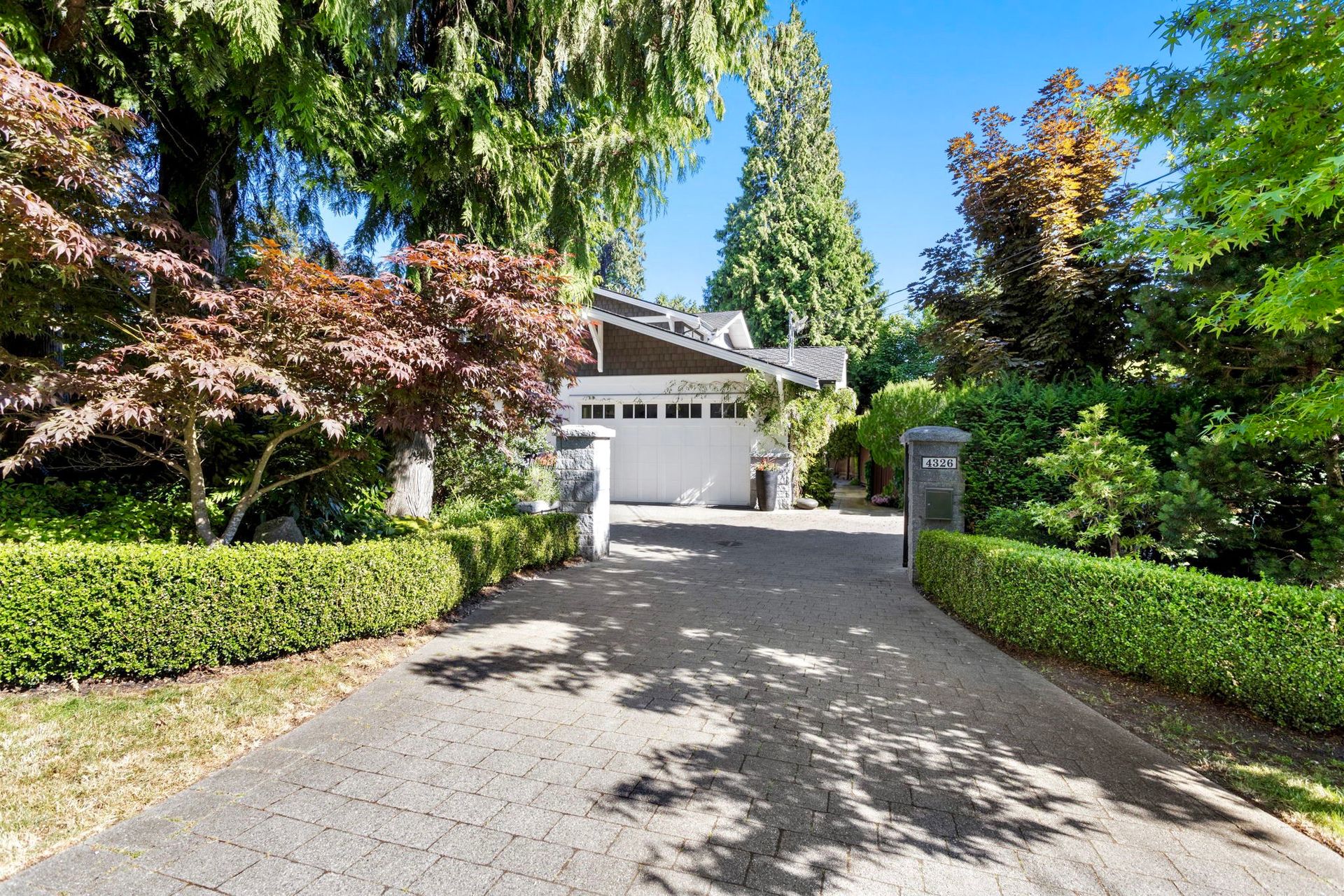 at 4326 Erwin Drive, Cypress, West Vancouver