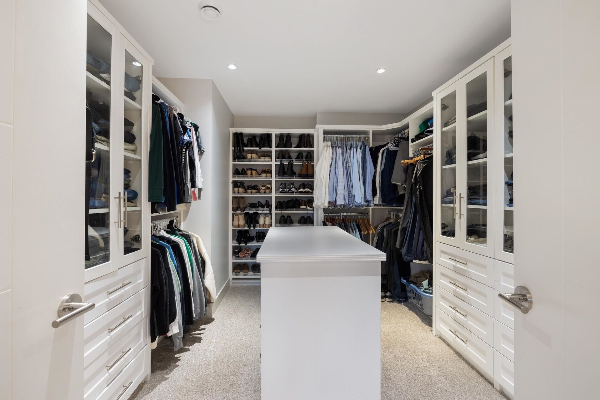022 at 741 Winona Avenue, Canyon Heights NV, North Vancouver