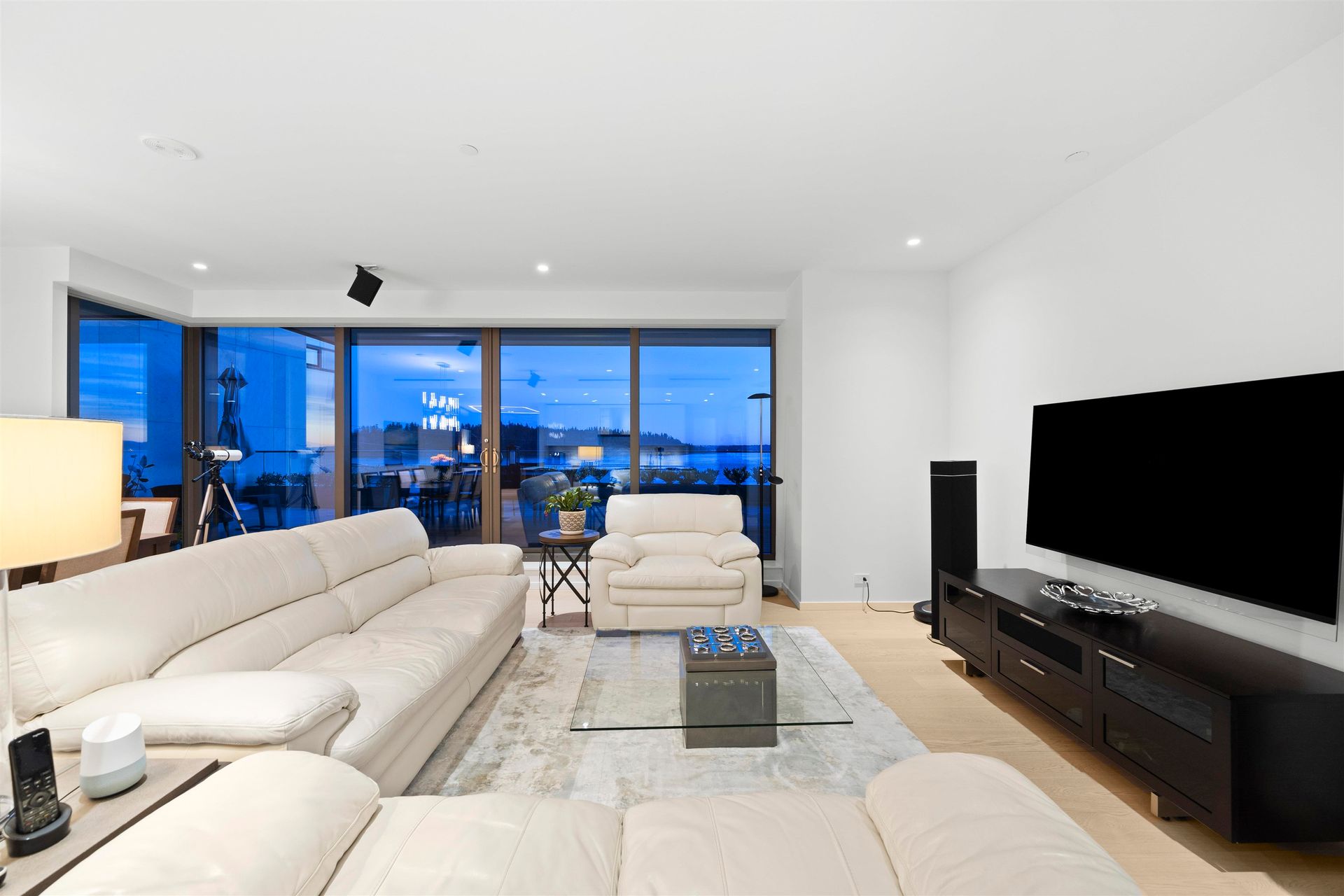 1355-005 at 405 - 1355 Bellevue Avenue, Ambleside, West Vancouver