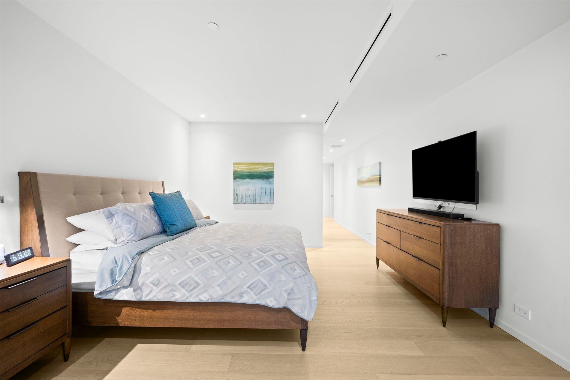 1355-014 at 405 - 1355 Bellevue Avenue, Ambleside, West Vancouver