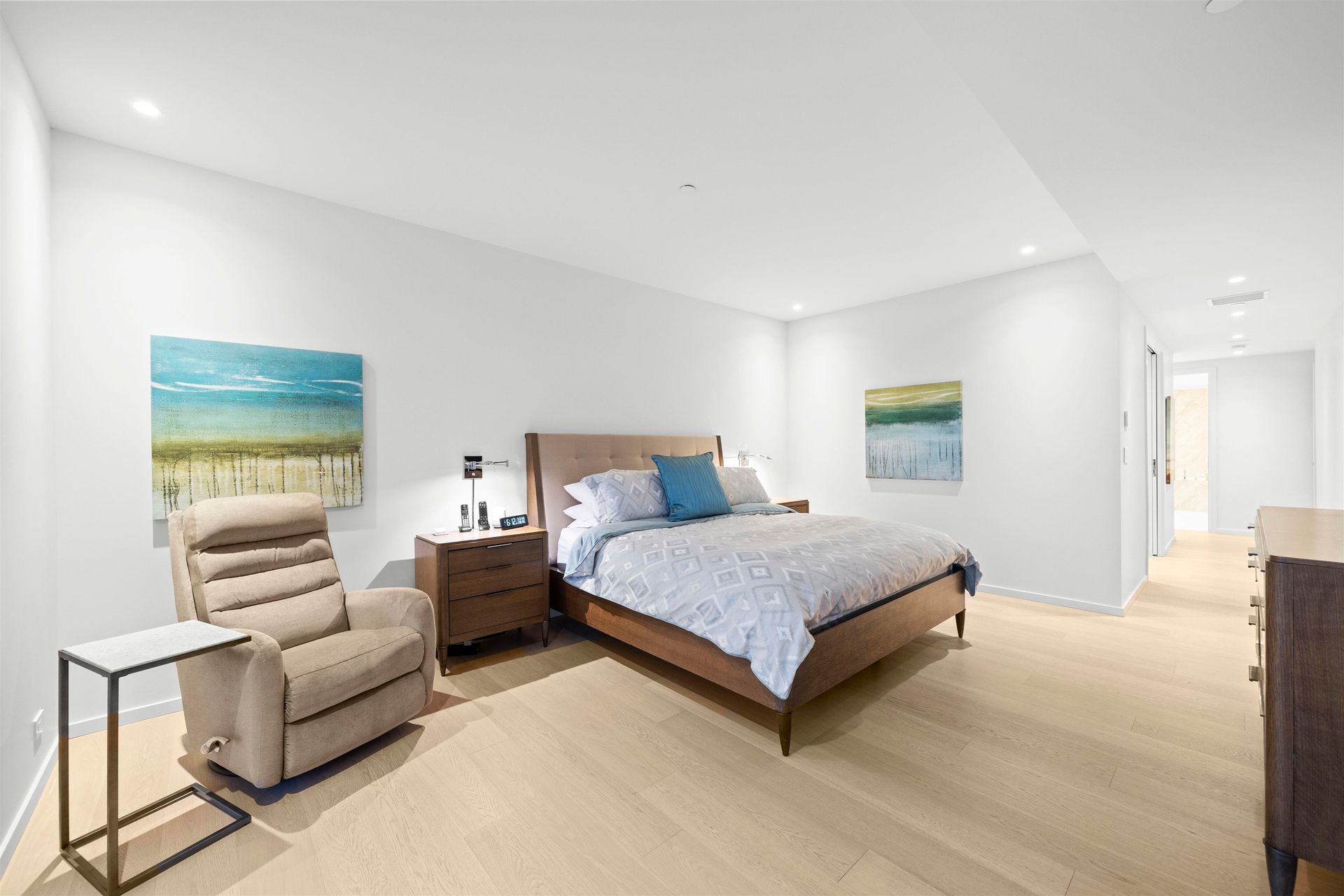 1355-026 at 405 - 1355 Bellevue Avenue, Ambleside, West Vancouver