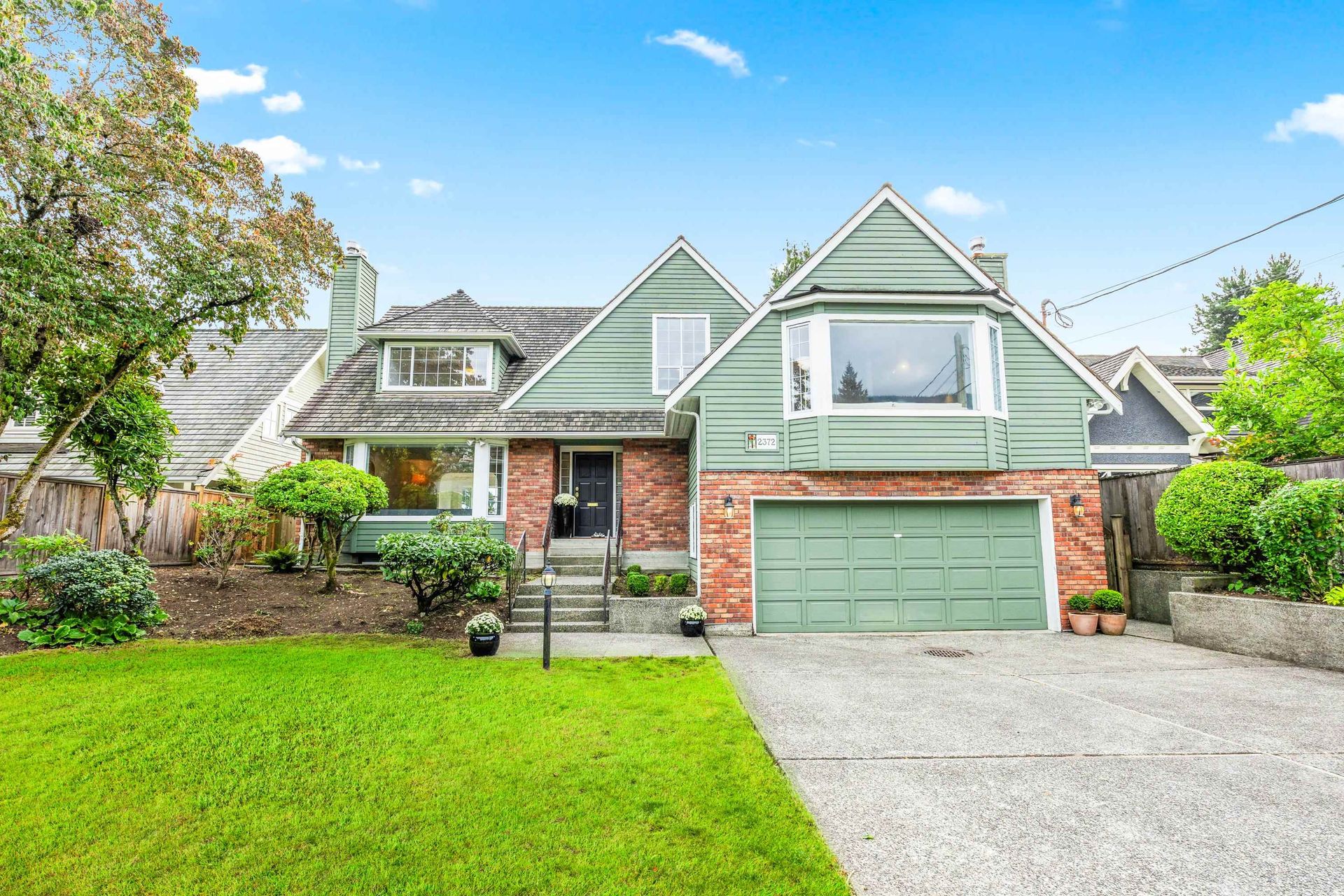 2372 Kings Avenue, Dundarave, West Vancouver  by Julie Miller - Personal Real Estate Corporation 2372 Kings Avenue, Dundarave, West Vancouver