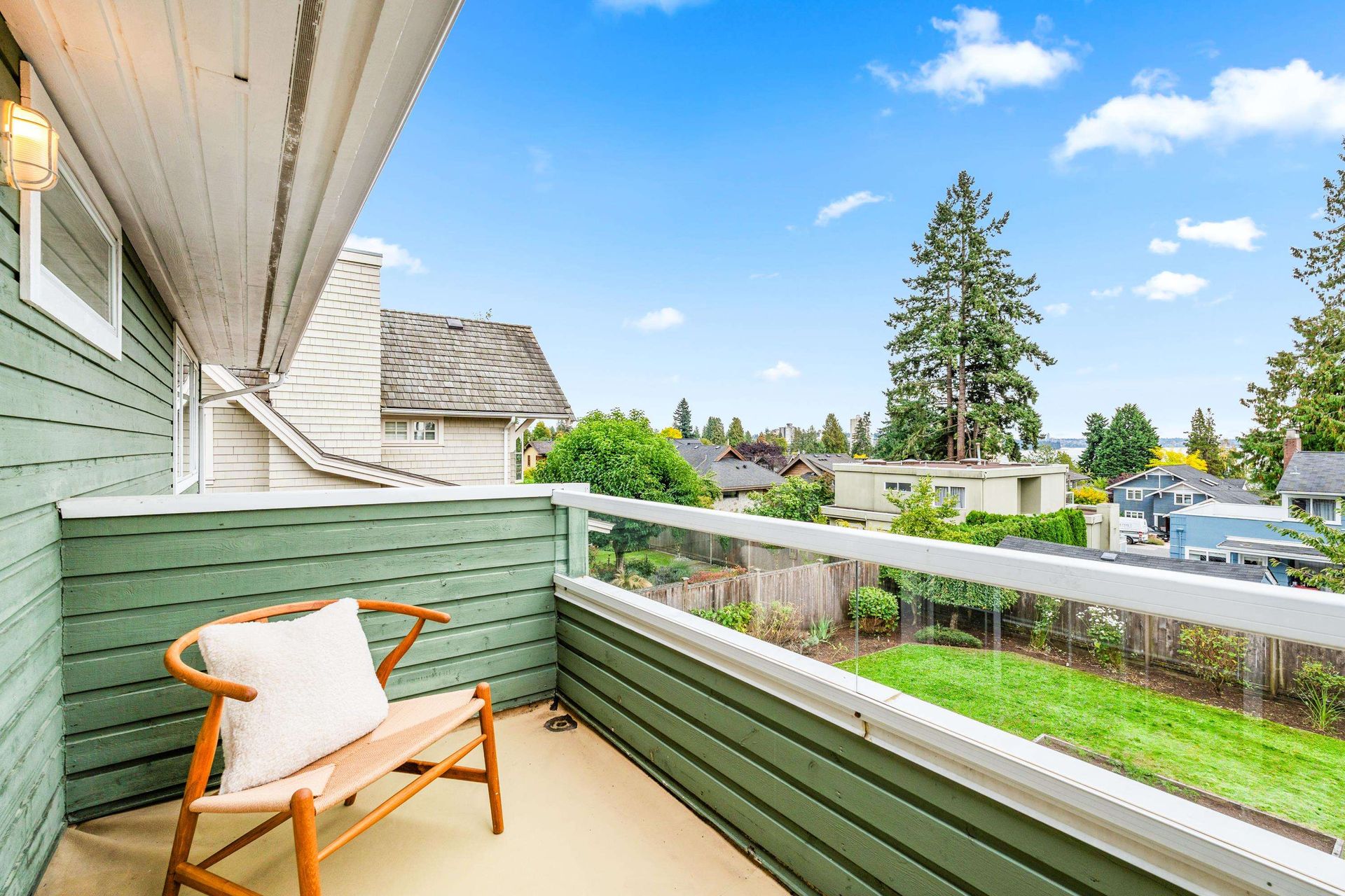 2372-kings-avenue-dundarave-west-vancouver-21 at 2372 Kings Avenue, Dundarave, West Vancouver
