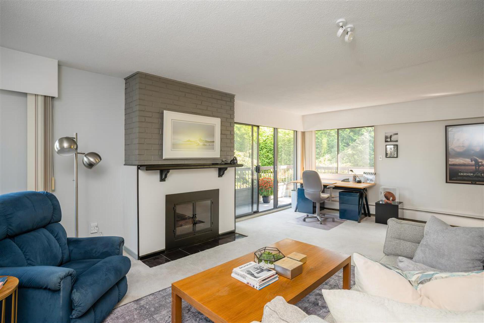 209 - 141 E 18th Street, Central Lonsdale, North Vancouver  by Julie Miller - Personal Real Estate Corporation 209 - 141 E 18th Street, Central Lonsdale, North Vancouver