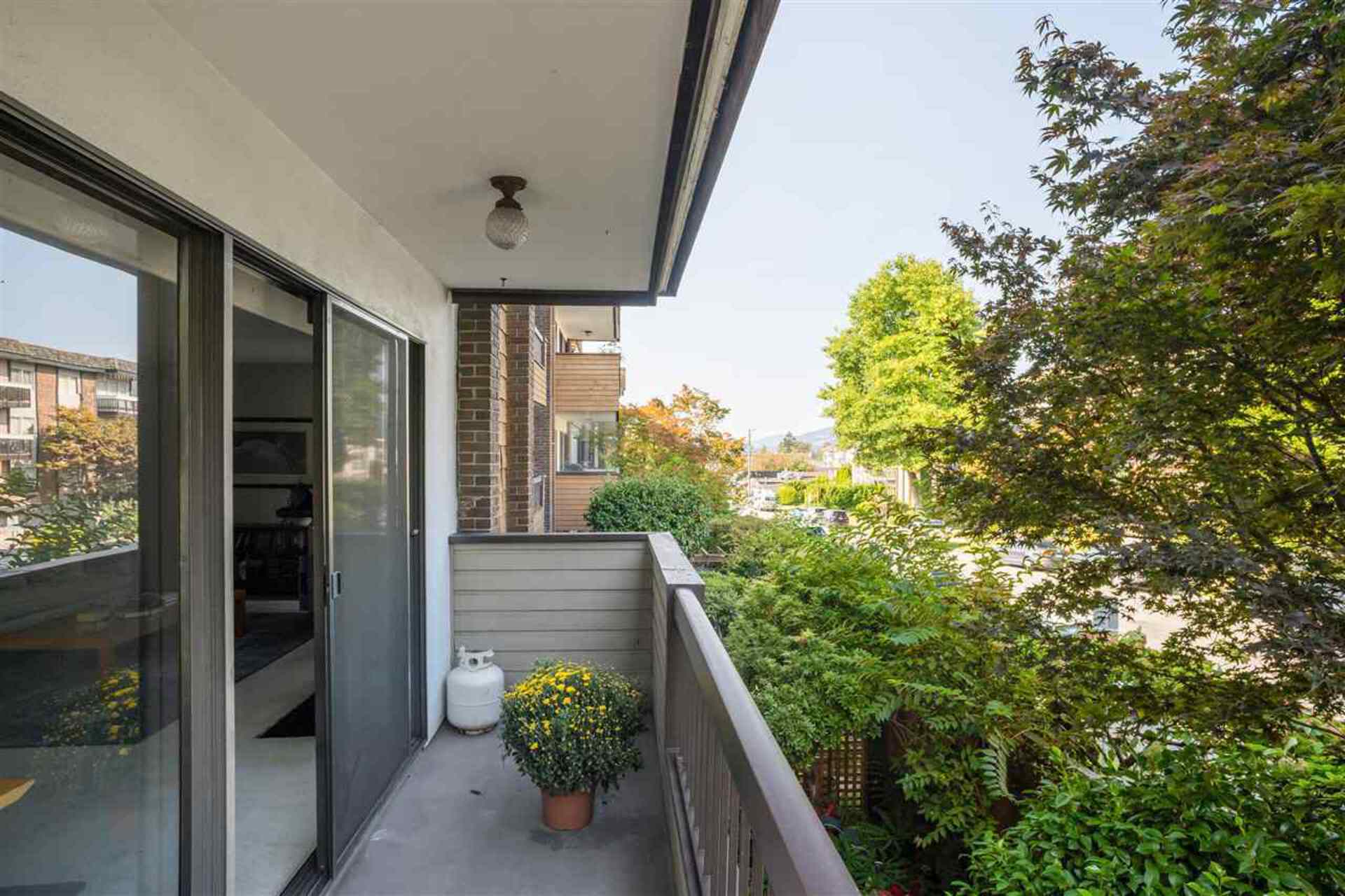 141-e-18th-street-central-lonsdale-north-vancouver-29 at 209 - 141 E 18th Street, Central Lonsdale, North Vancouver