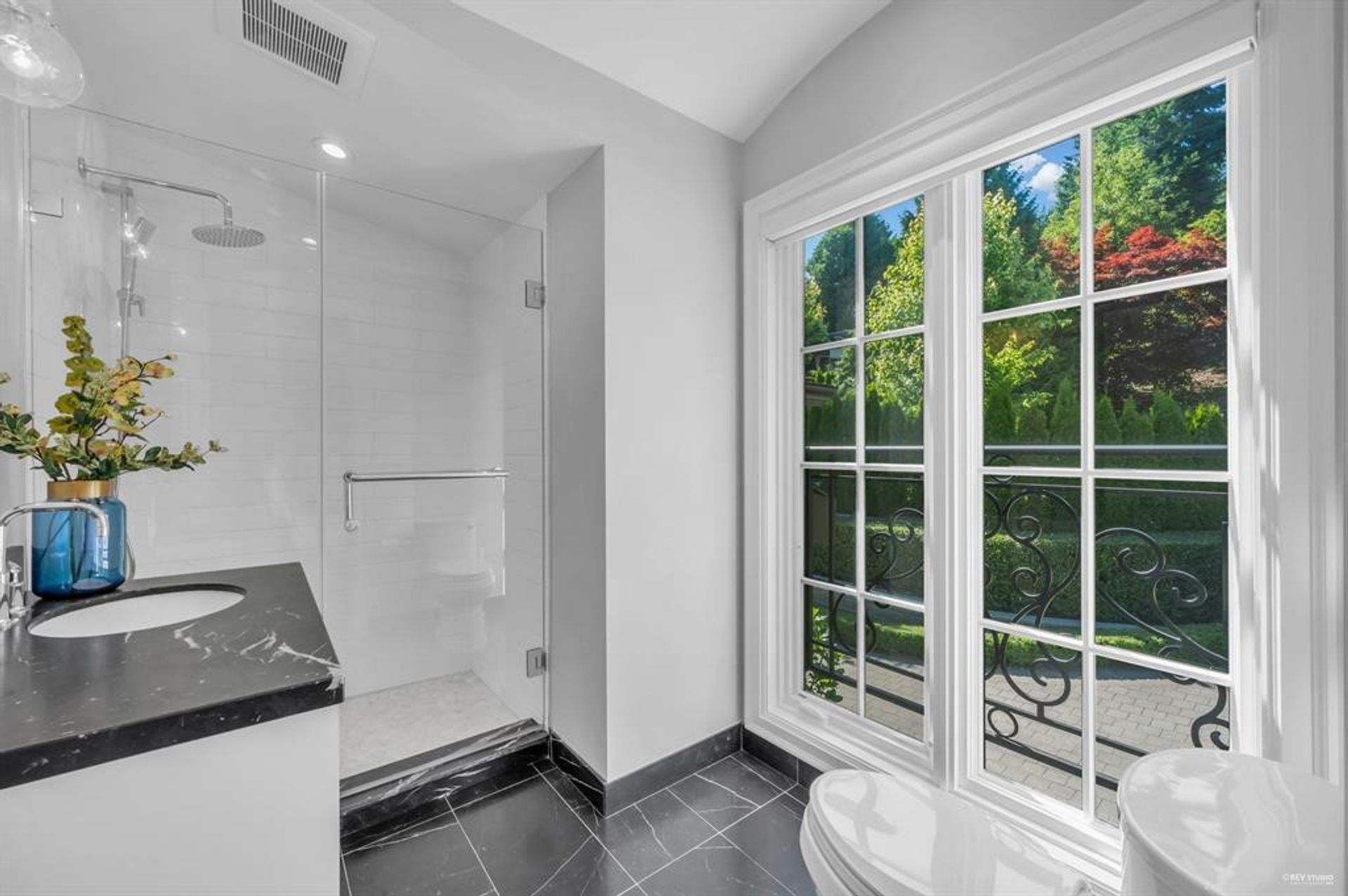  at 606 Barnham Road, British Properties, West Vancouver