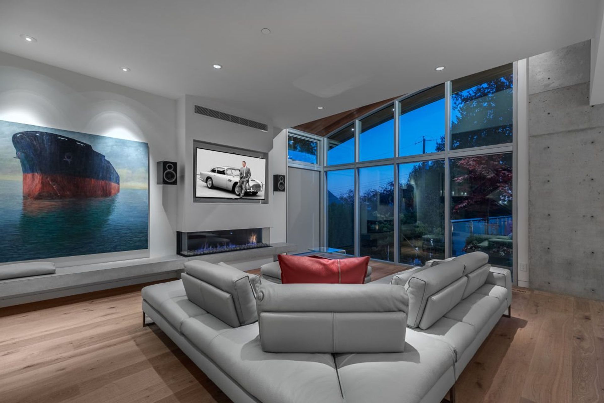 2893-bellevue-avenue-004 at 2893 Bellevue Avenue, Altamont, West Vancouver