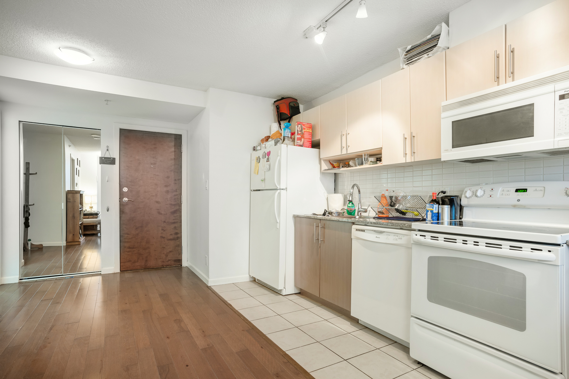 14 at 1905 - 550 Taylor Street, Downtown VW, Vancouver West