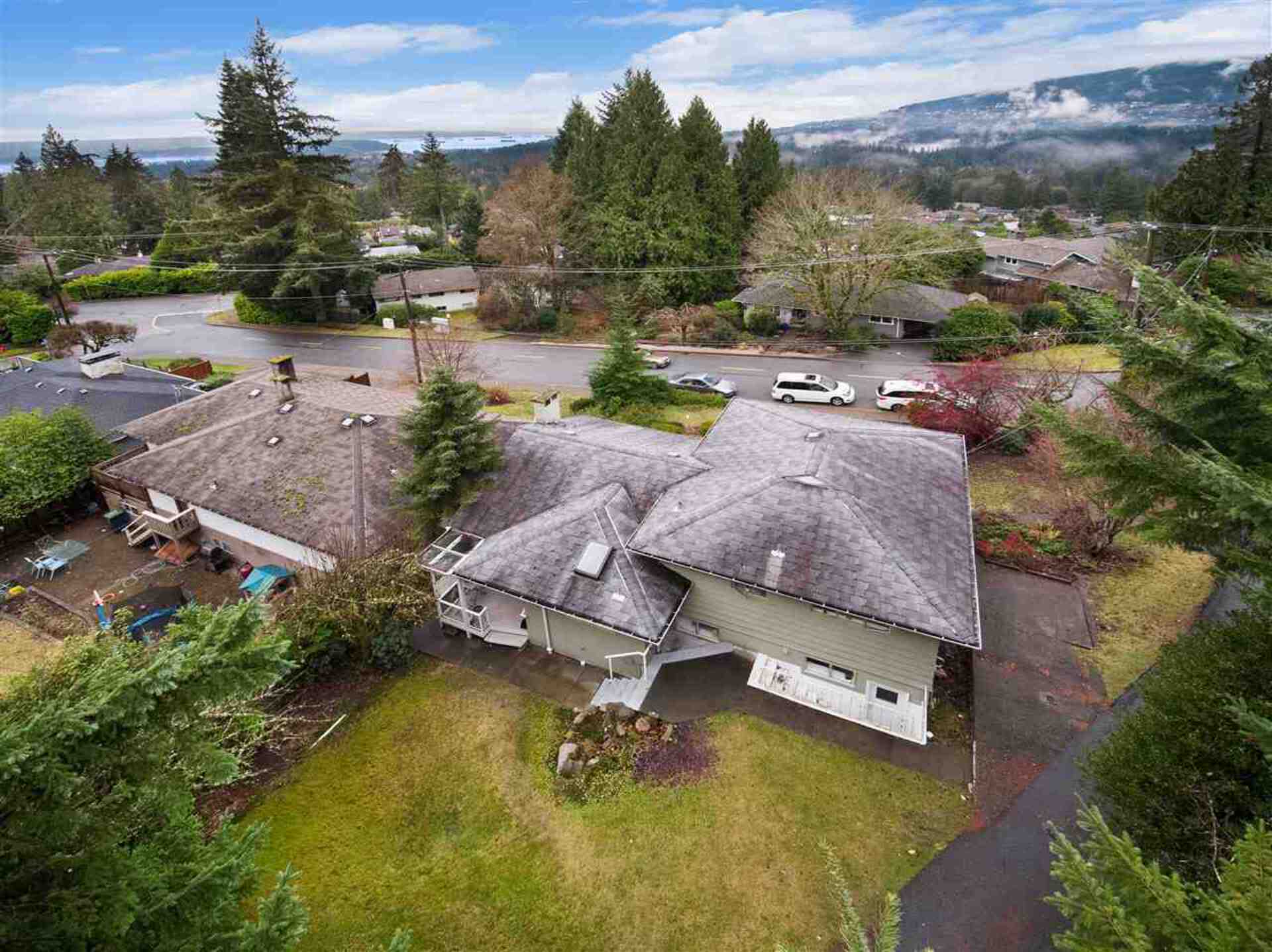 4676-skyline-drive-canyon-heights-nv-north-vancouver-19 at 4676 Skyline Drive, Canyon Heights NV, North Vancouver