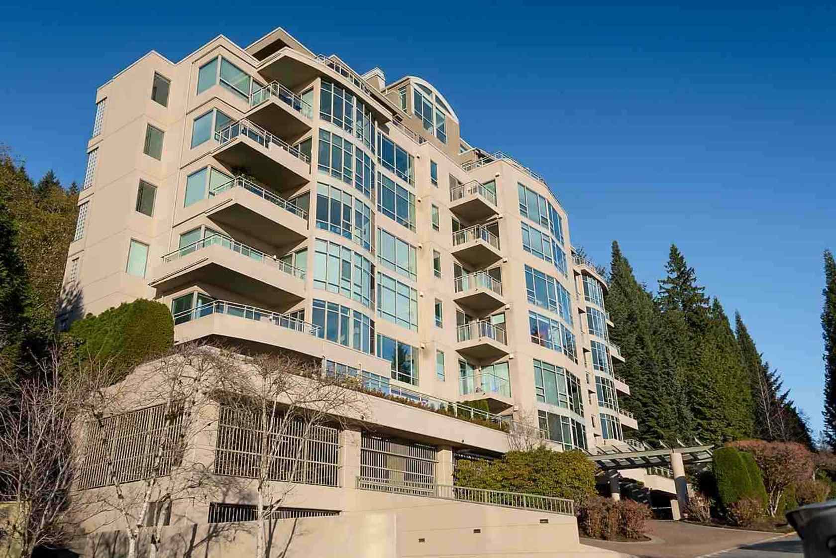 3131 Deer Ridge Drive, Deer Ridge WV, West Vancouver 2