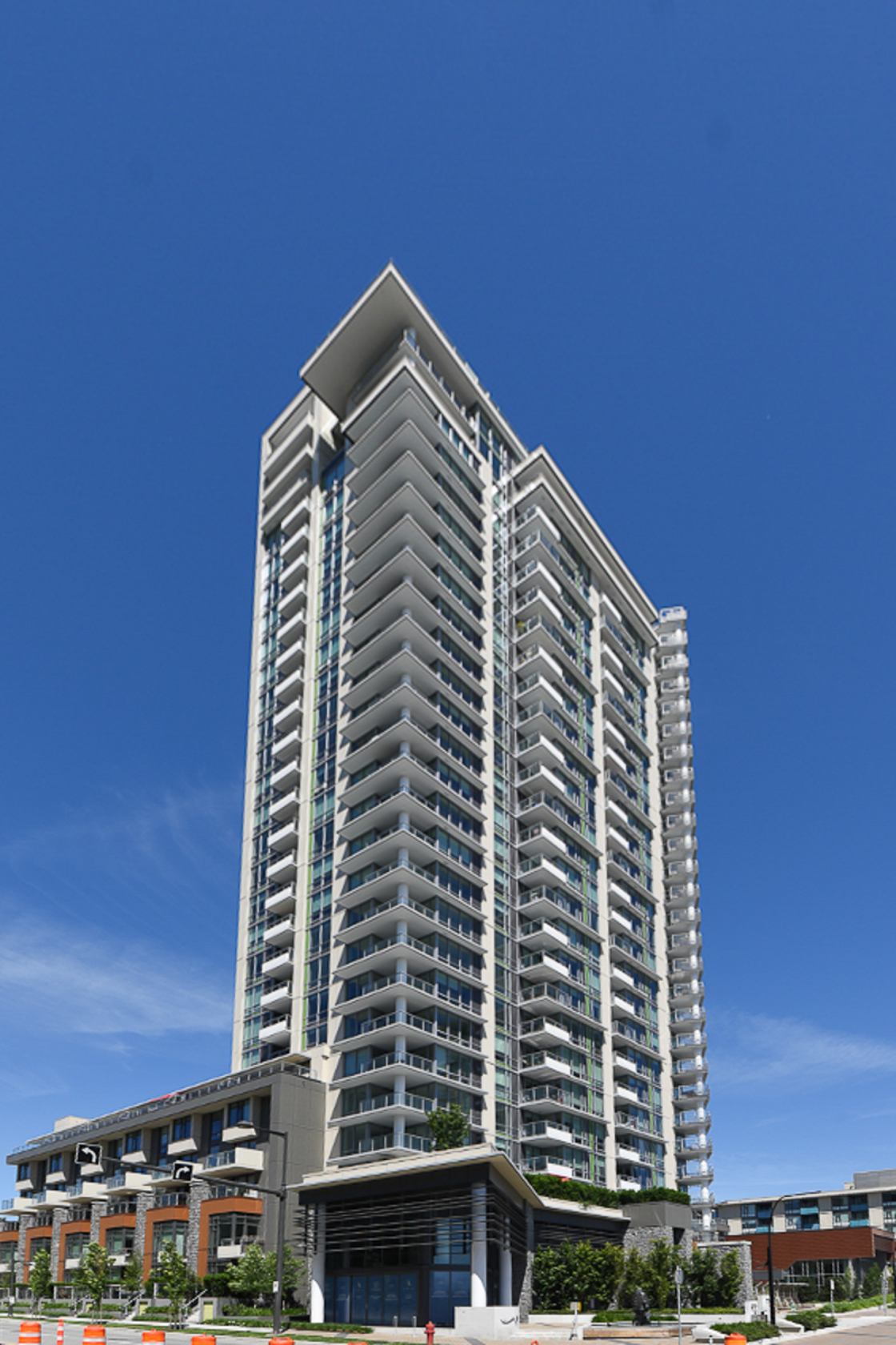 680 Seylynn Crescent, Lynnmour, North Vancouver 2