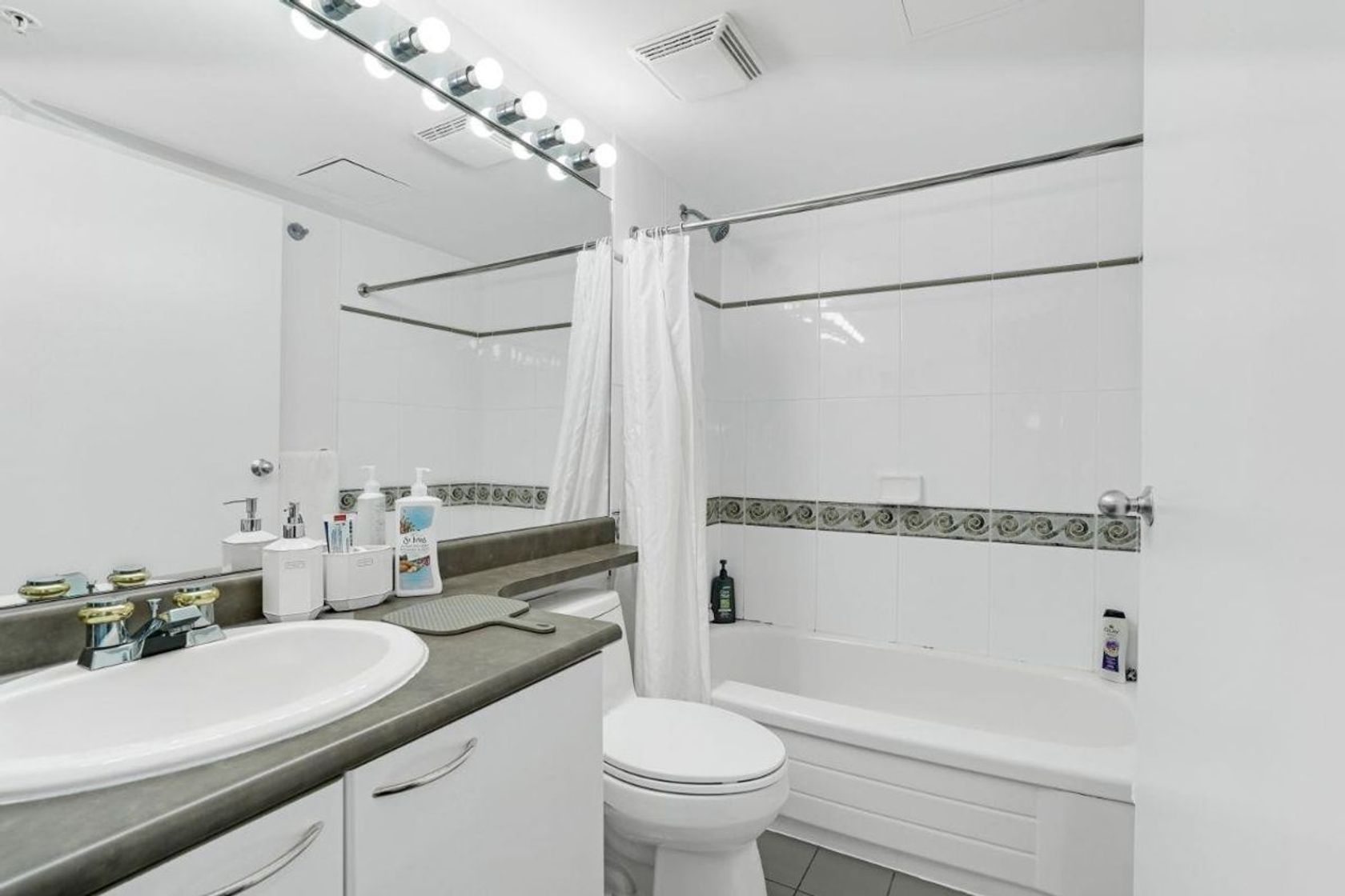 1166-melville-street-coal-harbour-vancouver-west-09 at 1508 - 1166 Melville Street, Coal Harbour, Vancouver West