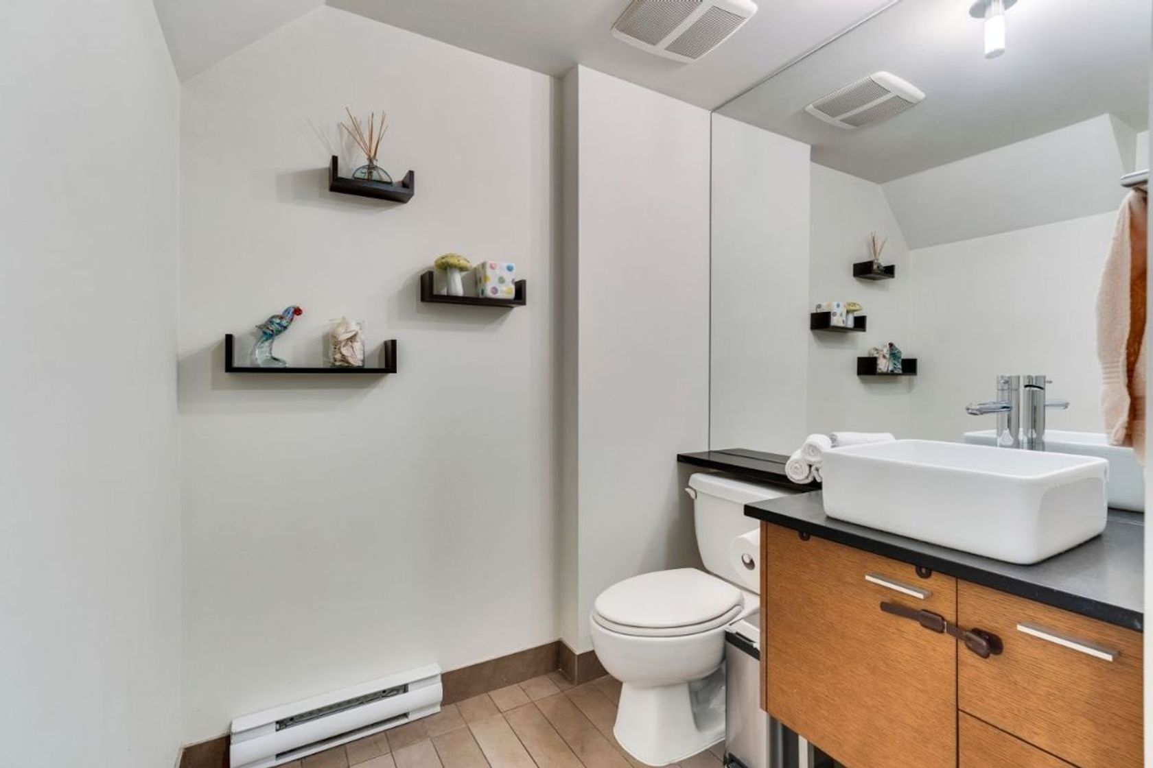 980-cooperage-way-yaletown-vancouver-west-14 at 107 - 980 Cooperage Way, Cooperage Park (Yaletown), Vancouver West