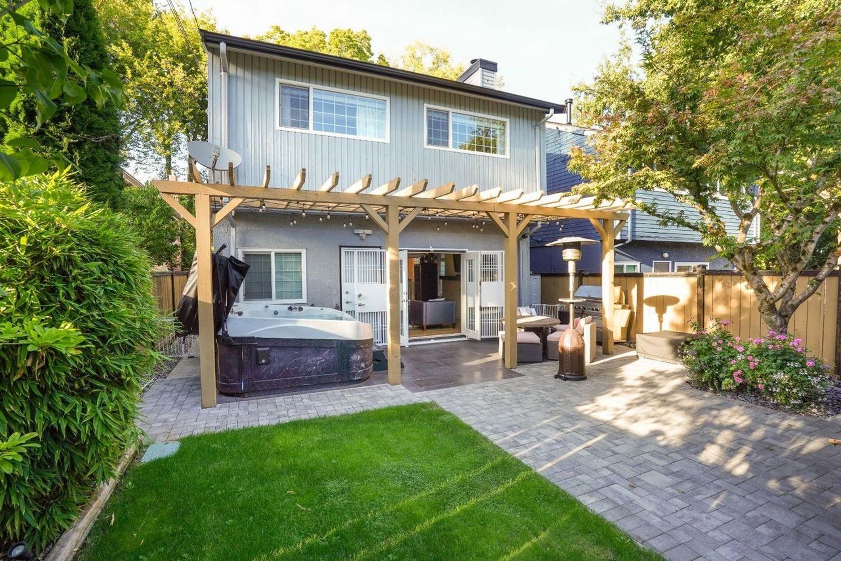 3508-w-24th-avenue-dunbar-vancouver-west-01 at 3508 W 24th Avenue, Dunbar, Vancouver West