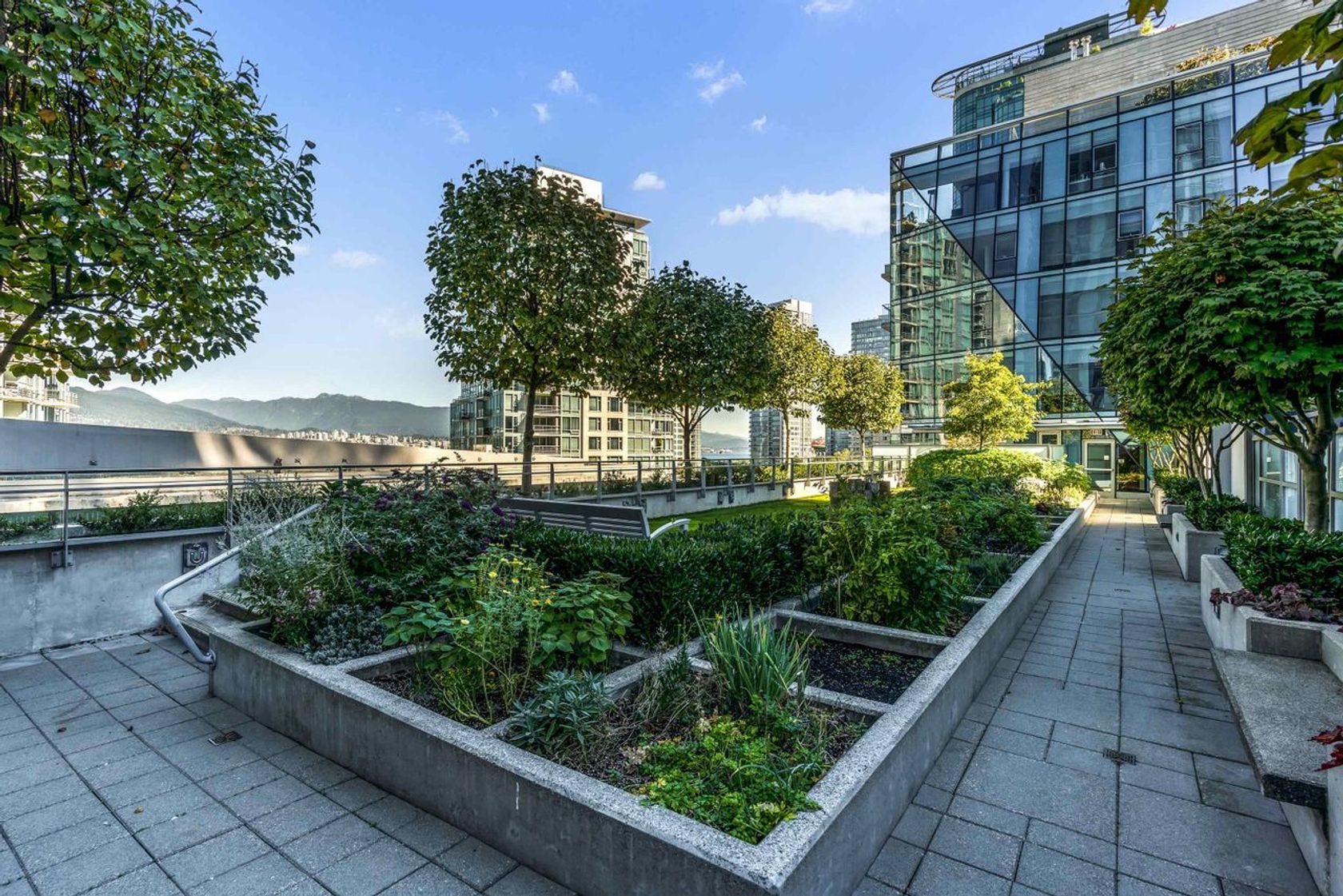 1409-w-pender-street-coal-harbour-vancouver-west-33 at 601 - 1409 W Pender Street, Coal Harbour, Vancouver West