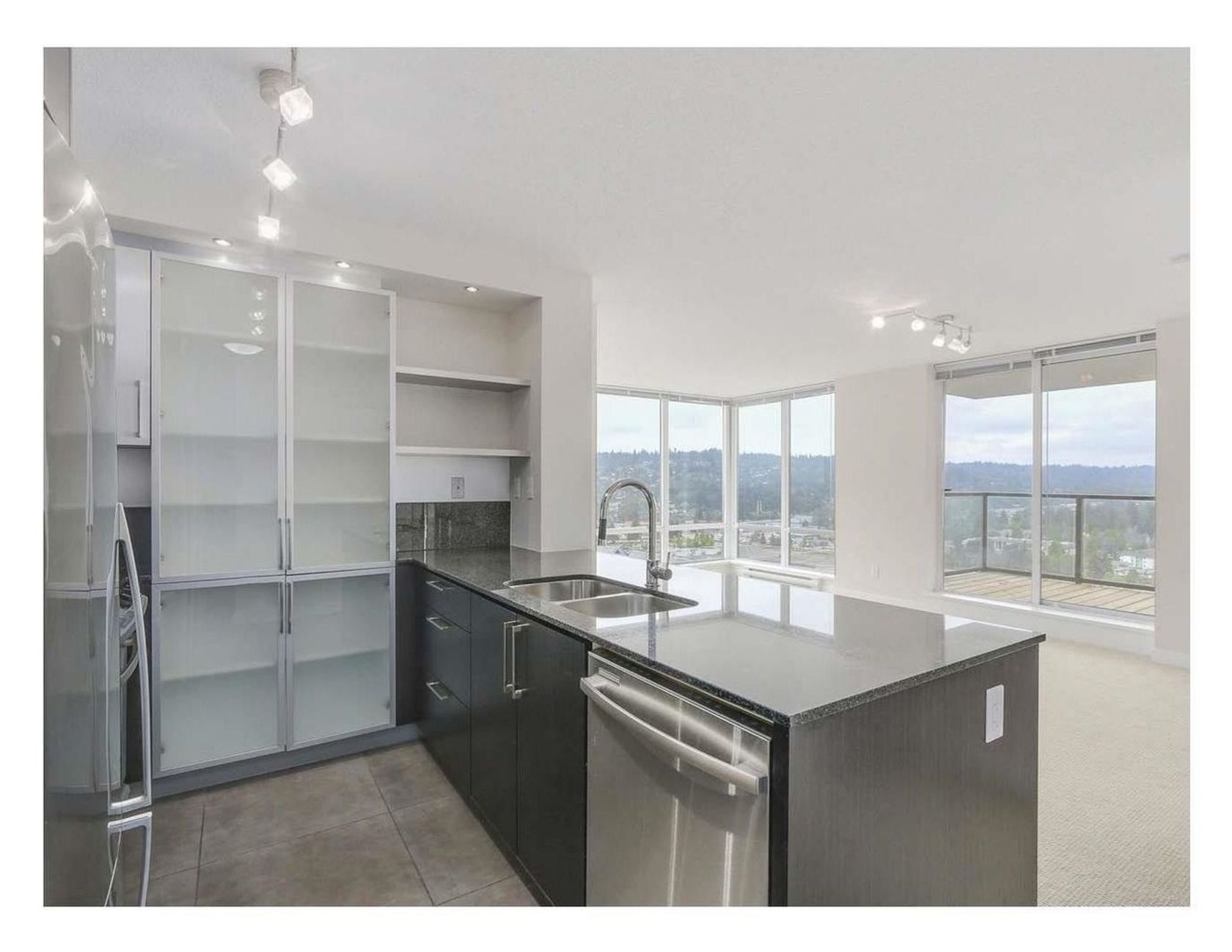 2980-atlantic-avenue-north-coquitlam-coquitlam-03 at 2207 - 2980 Atlantic Avenue, North Coquitlam, Coquitlam