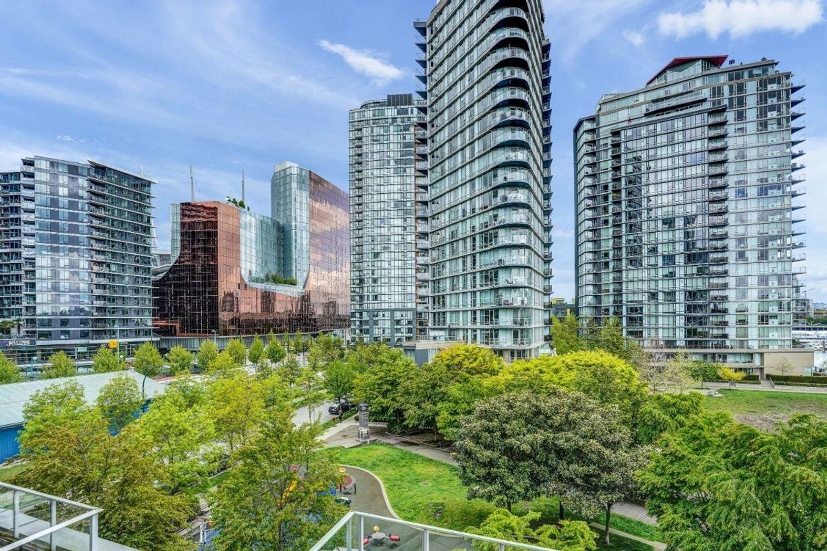 980-cooperage-way-yaletown-vancouver-west-01 at 606 - 980 Cooperage Way, Cooperage Park (Yaletown), Vancouver West