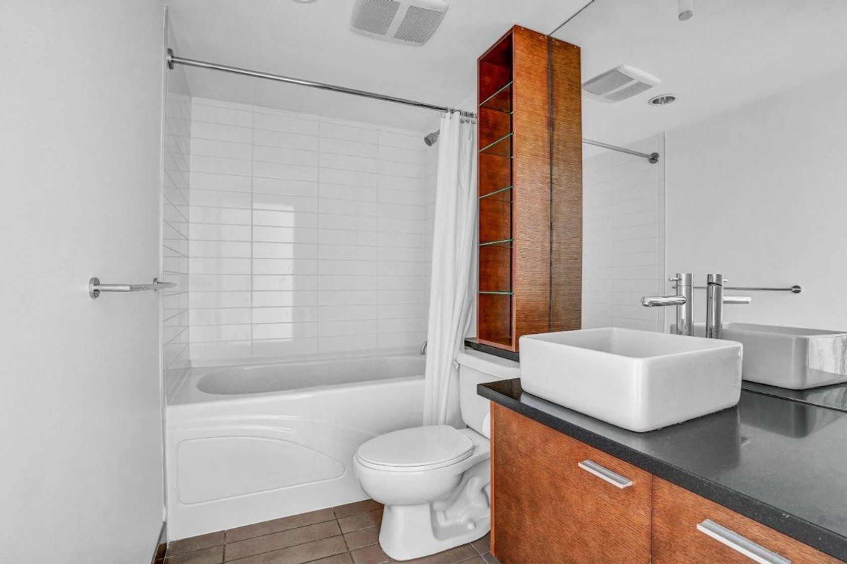 980-cooperage-way-yaletown-vancouver-west-19 at 606 - 980 Cooperage Way, Cooperage Park (Yaletown), Vancouver West