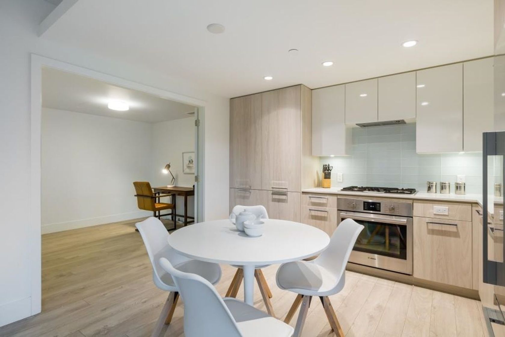 680-seylynn-crescent-lynnmour-north-vancouver-05 at 321 - 680 Seylynn Crescent, Lynnmour, North Vancouver