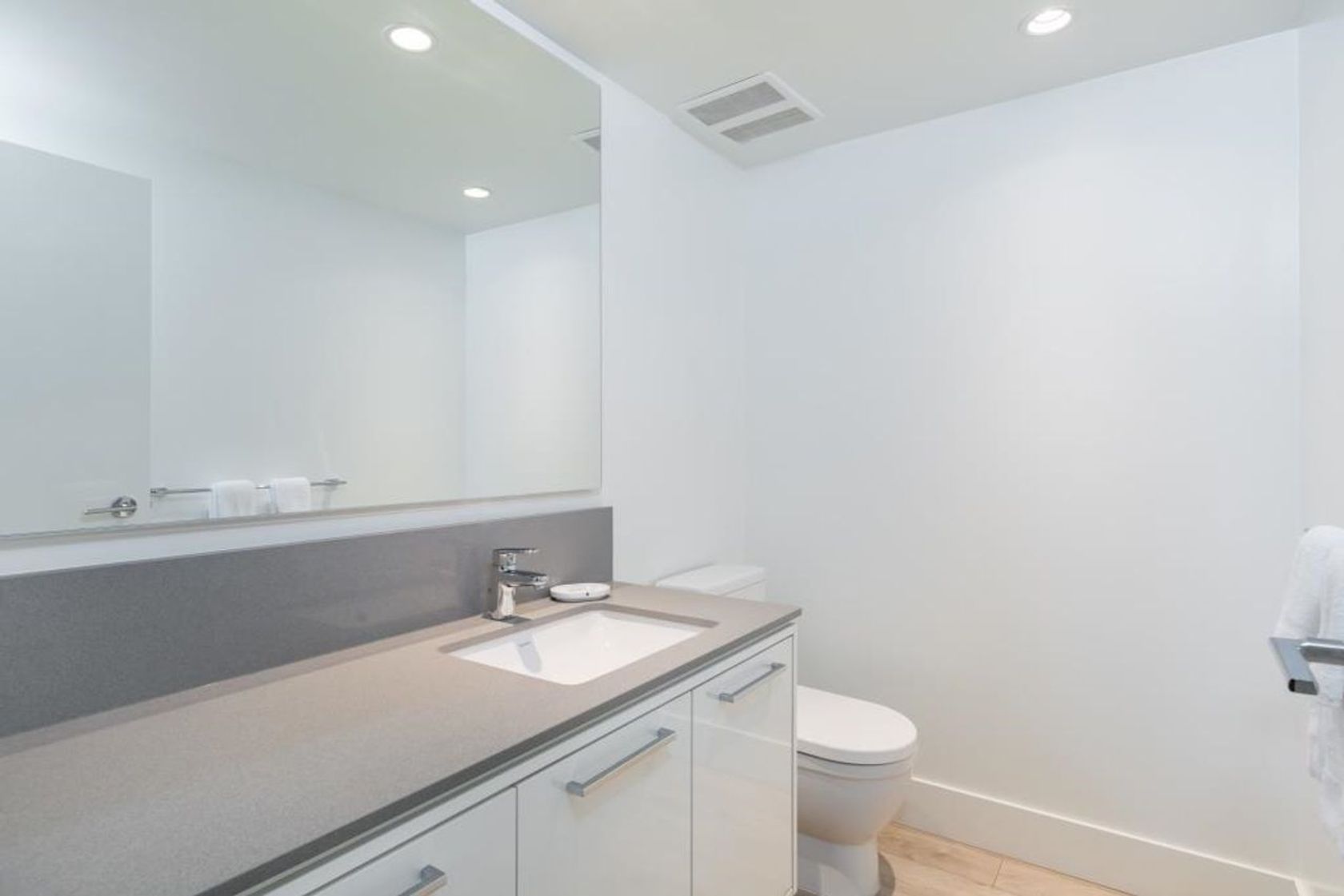 680-seylynn-crescent-lynnmour-north-vancouver-16 at 321 - 680 Seylynn Crescent, Lynnmour, North Vancouver