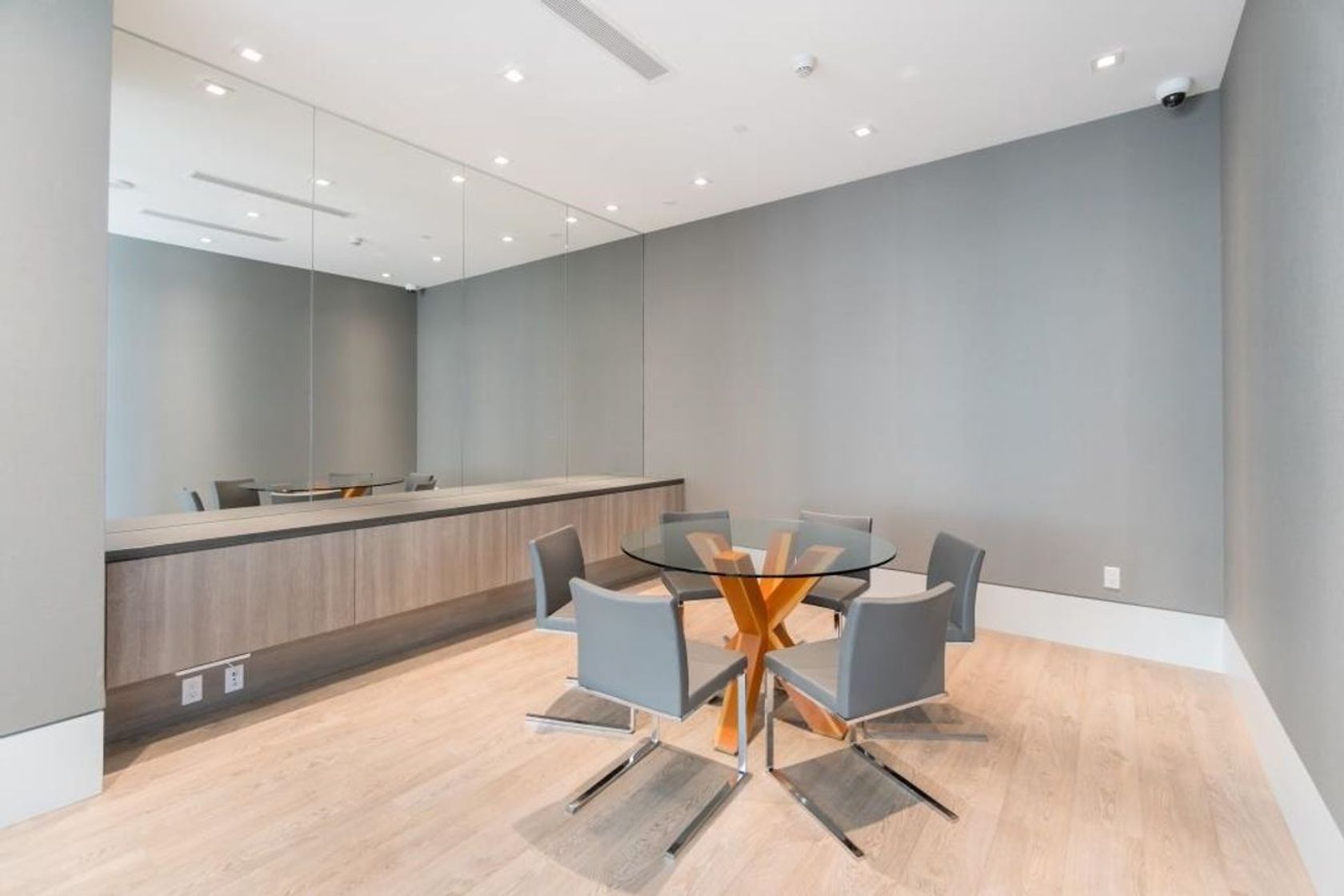 680-seylynn-crescent-lynnmour-north-vancouver-34 at 321 - 680 Seylynn Crescent, Lynnmour, North Vancouver