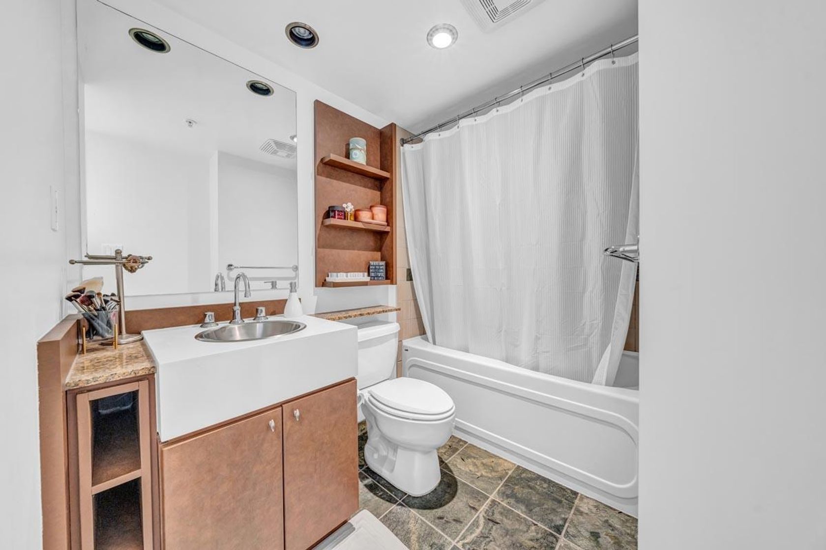 1495-richards-street-yaletown-vancouver-west-09 at 2001 - 1495 Richards Street, Yaletown, Vancouver West