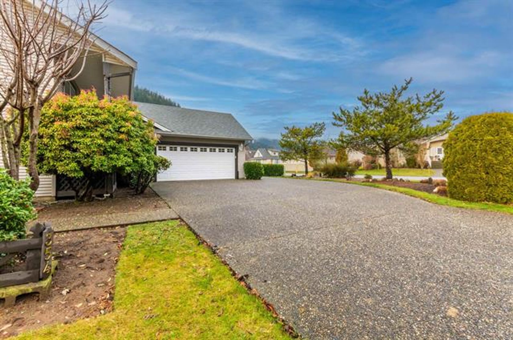 262768926-24 at 354 -  WALNUT A Harrison Lake, Harrison Hot Springs