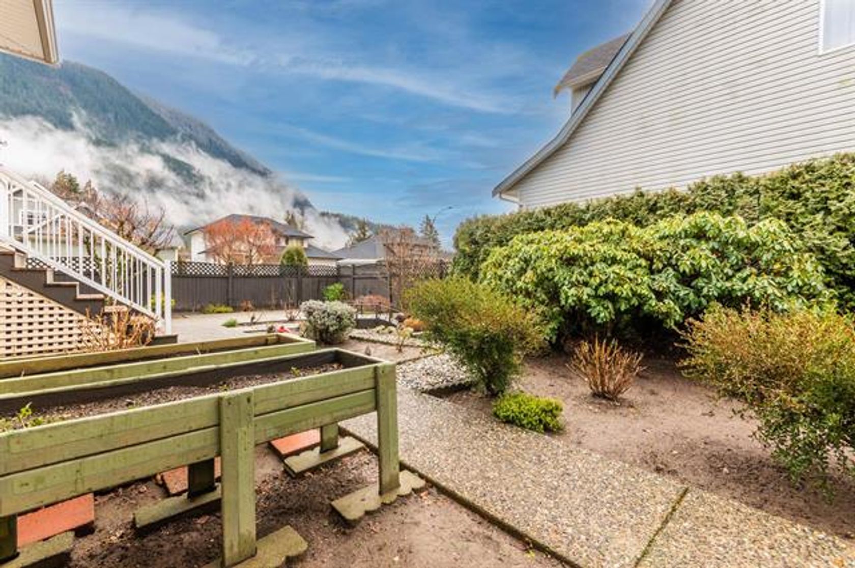 262768926-27 at 354 -  WALNUT A Harrison Lake, Harrison Hot Springs