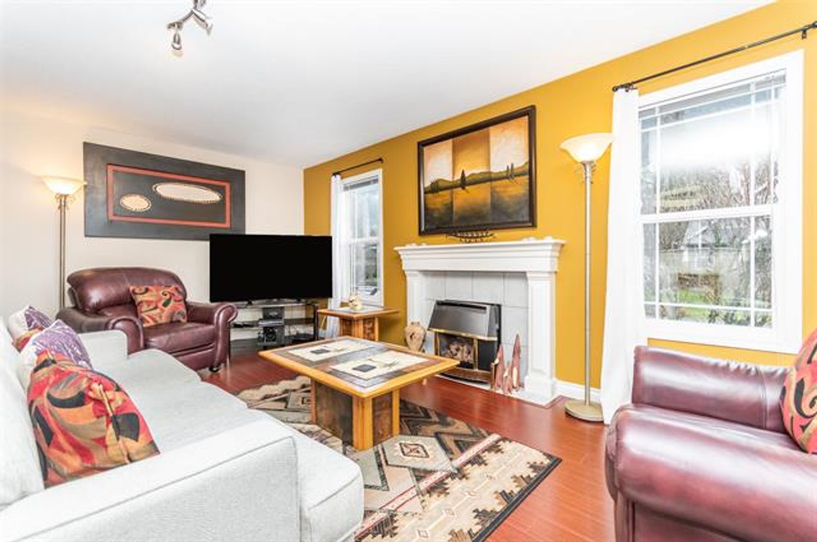 262768926-6 at 354 -  WALNUT A Harrison Lake, Harrison Hot Springs