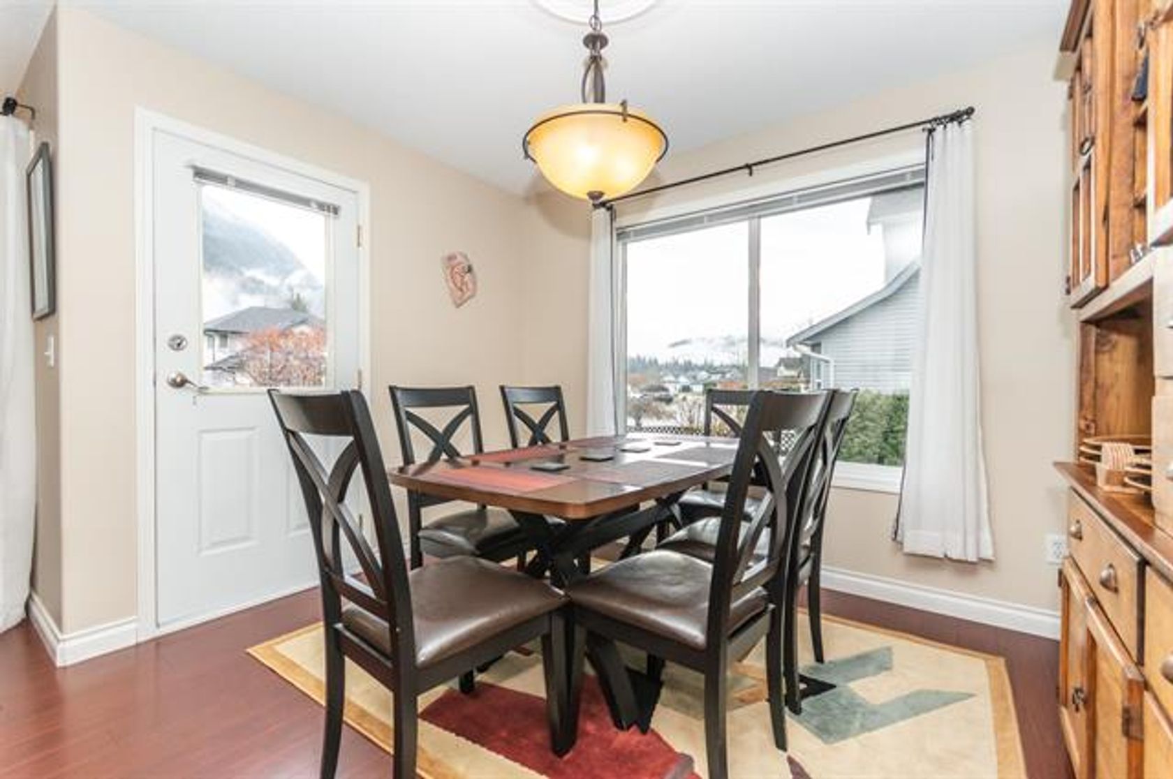 262768926-8 at 354 -  WALNUT A Harrison Lake, Harrison Hot Springs