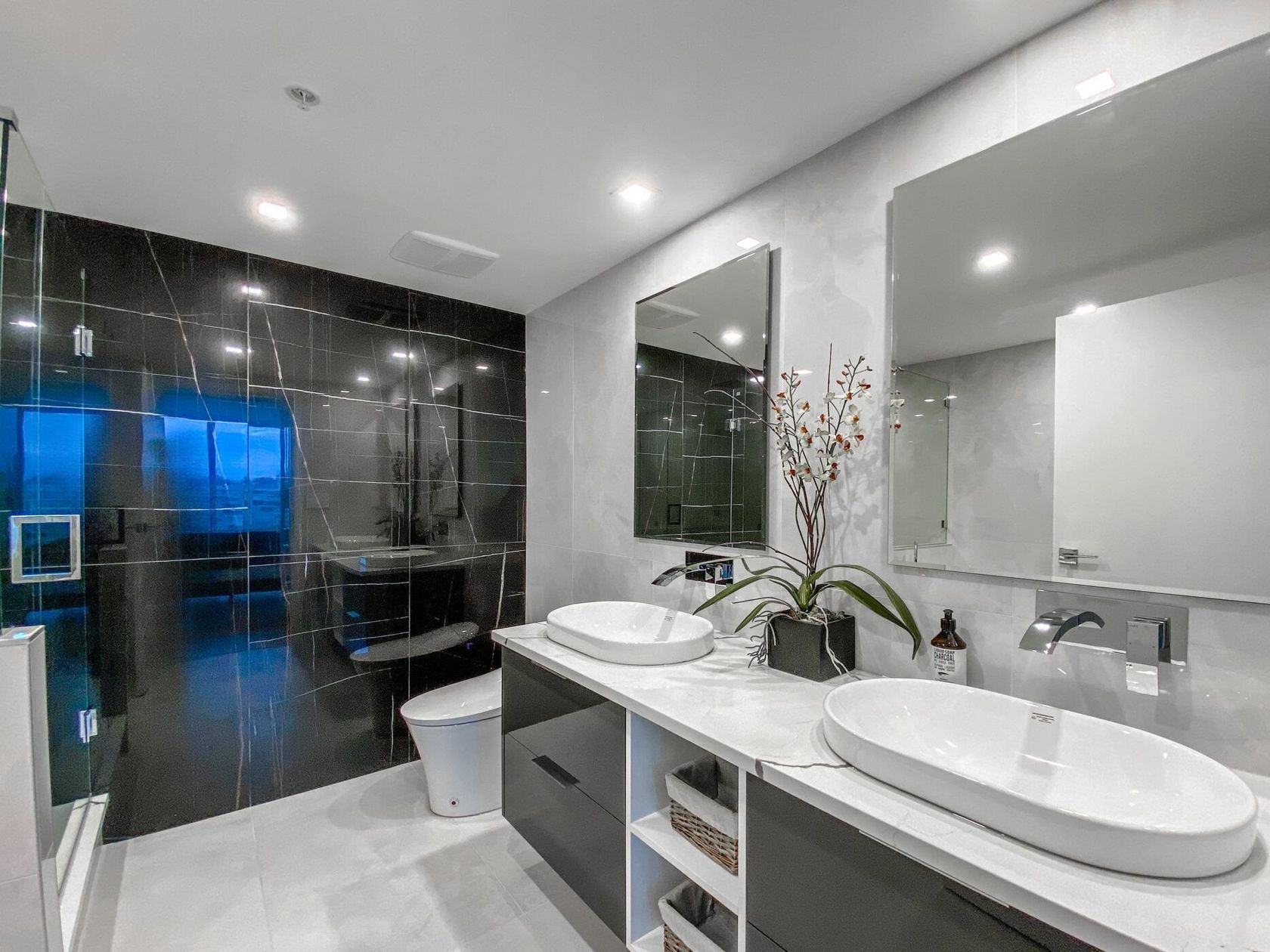 8-smithe-mews-yaletown-vancouver-west-17 at 1201 - 8 Smithe Mews, Cooperage Park (Yaletown), Vancouver West