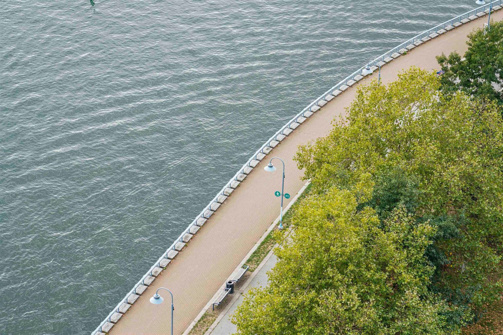 8-smithe-mews-yaletown-vancouver-west-25 at 1201 - 8 Smithe Mews, Cooperage Park (Yaletown), Vancouver West