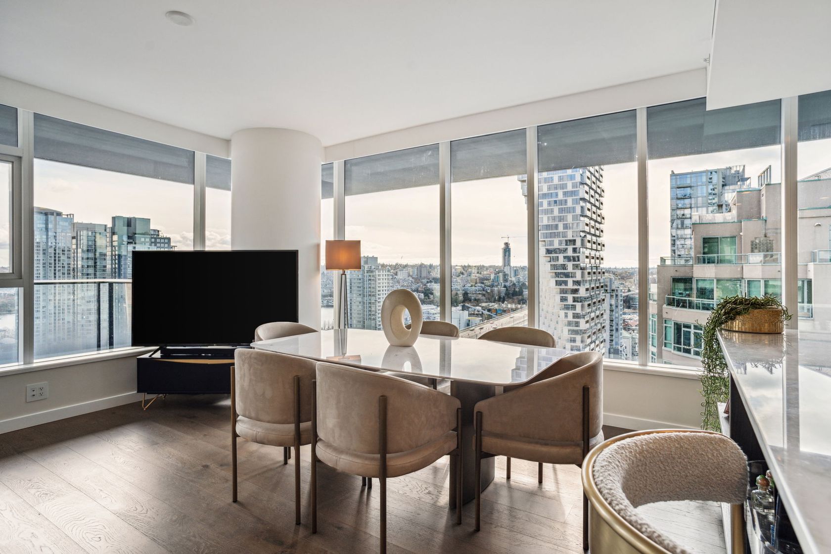 22-web-or-mls-022 at 1903 - 1335 Howe, Vancouver West