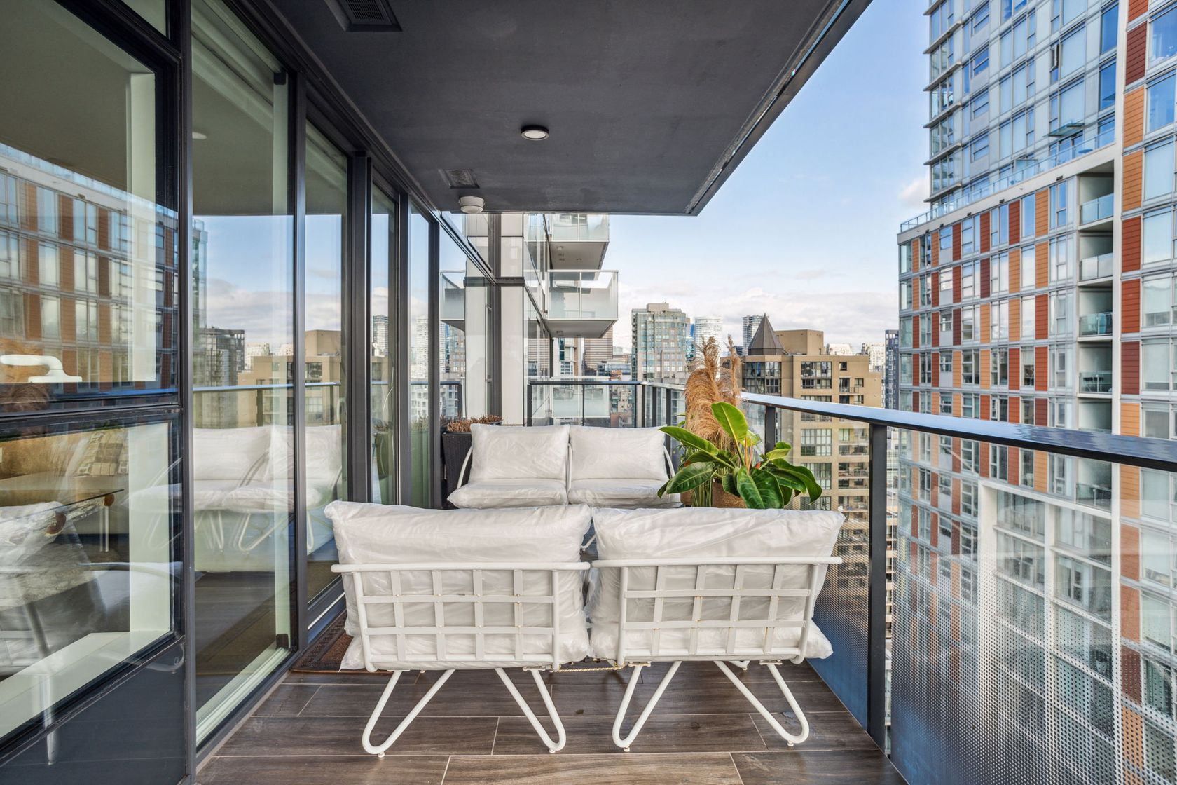 34-web-or-mls-034 at 1903 - 1335 Howe, Vancouver West