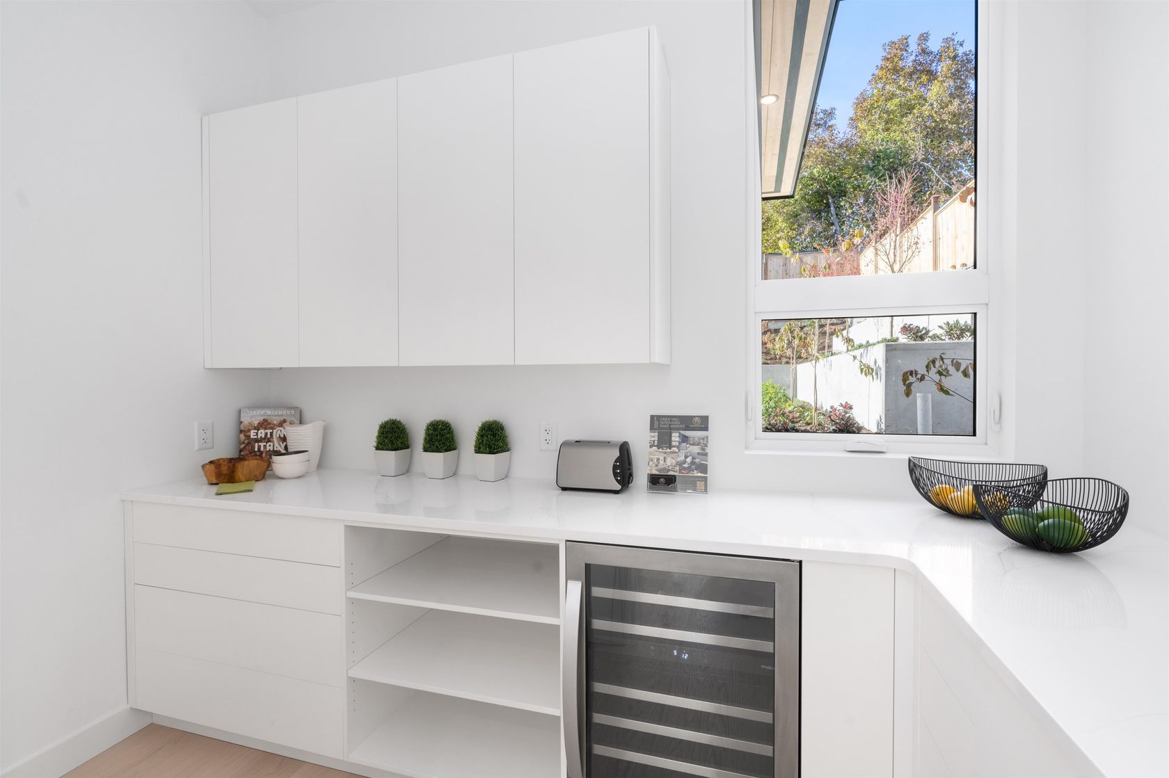 519-roslyn-boulevard-dollarton-north-vancouver-15 at 519 Roslyn Boulevard, Dollarton, North Vancouver