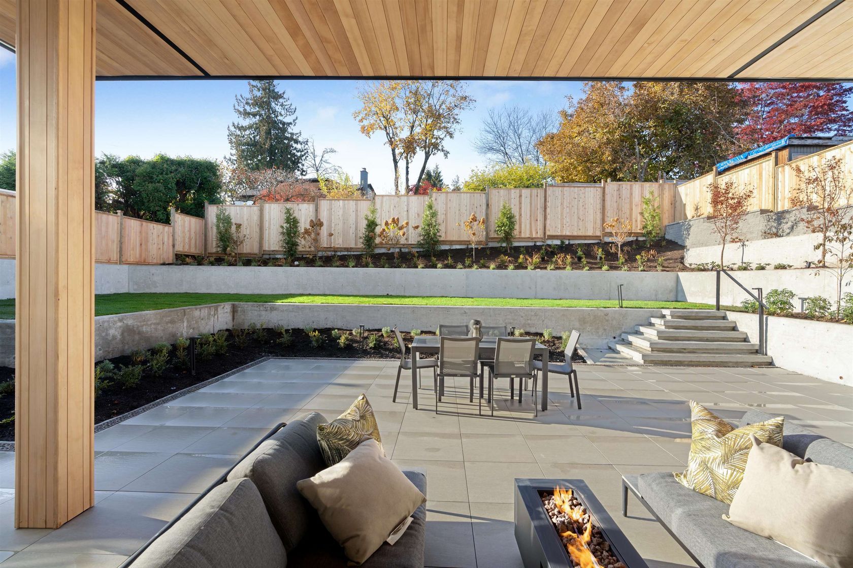 519-roslyn-boulevard-dollarton-north-vancouver-37 at 519 Roslyn Boulevard, Dollarton, North Vancouver