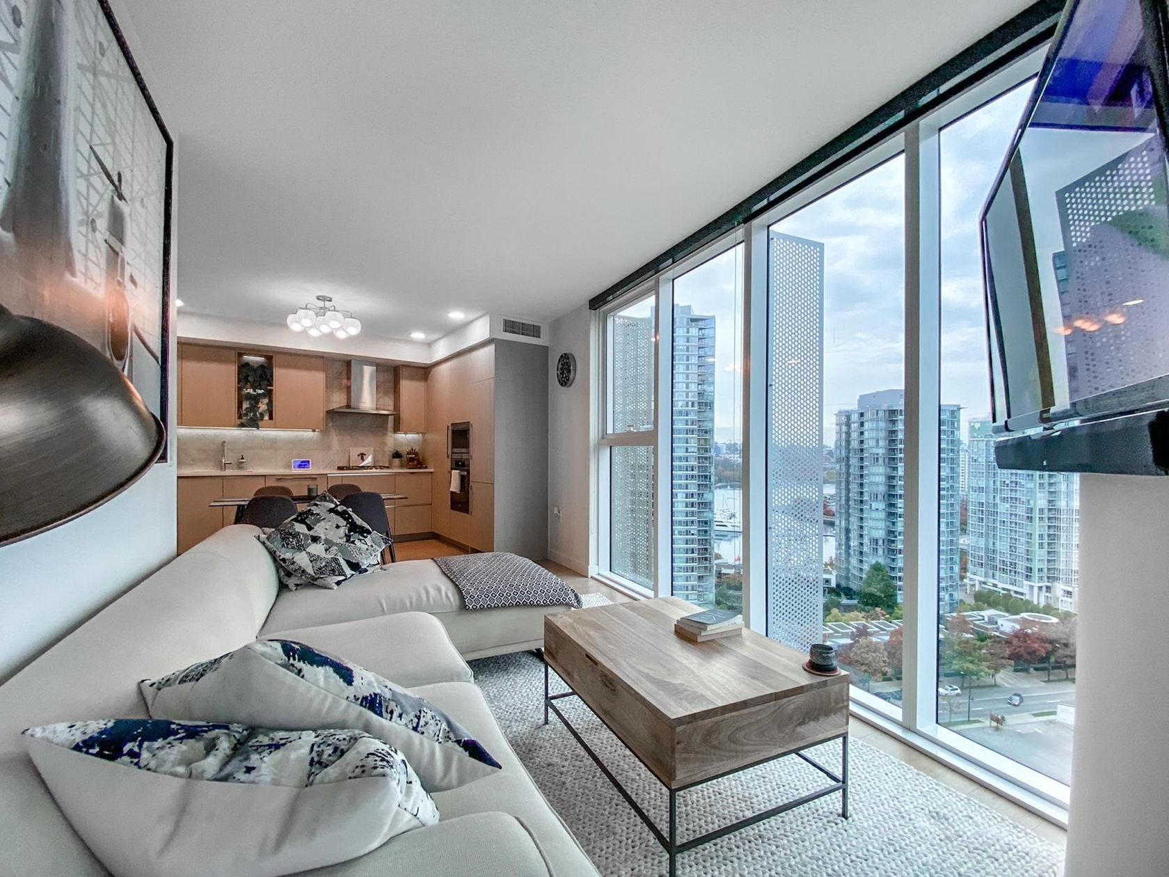 89-nelson-street-yaletown-vancouver-west-02 at 1588 - 89 Nelson Street, Cooperage Park (Yaletown), Vancouver West