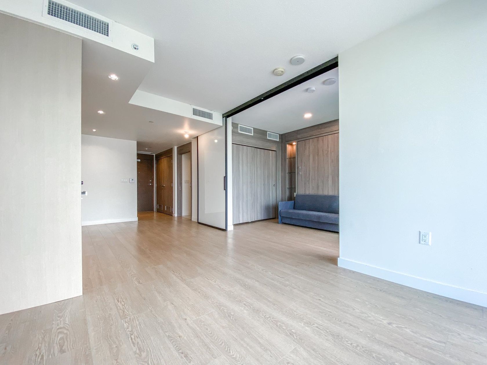 89-nelson-street-yaletown-vancouver-west-03 at 1586 - 89 Nelson Street, Cooperage Park (Yaletown), Vancouver West