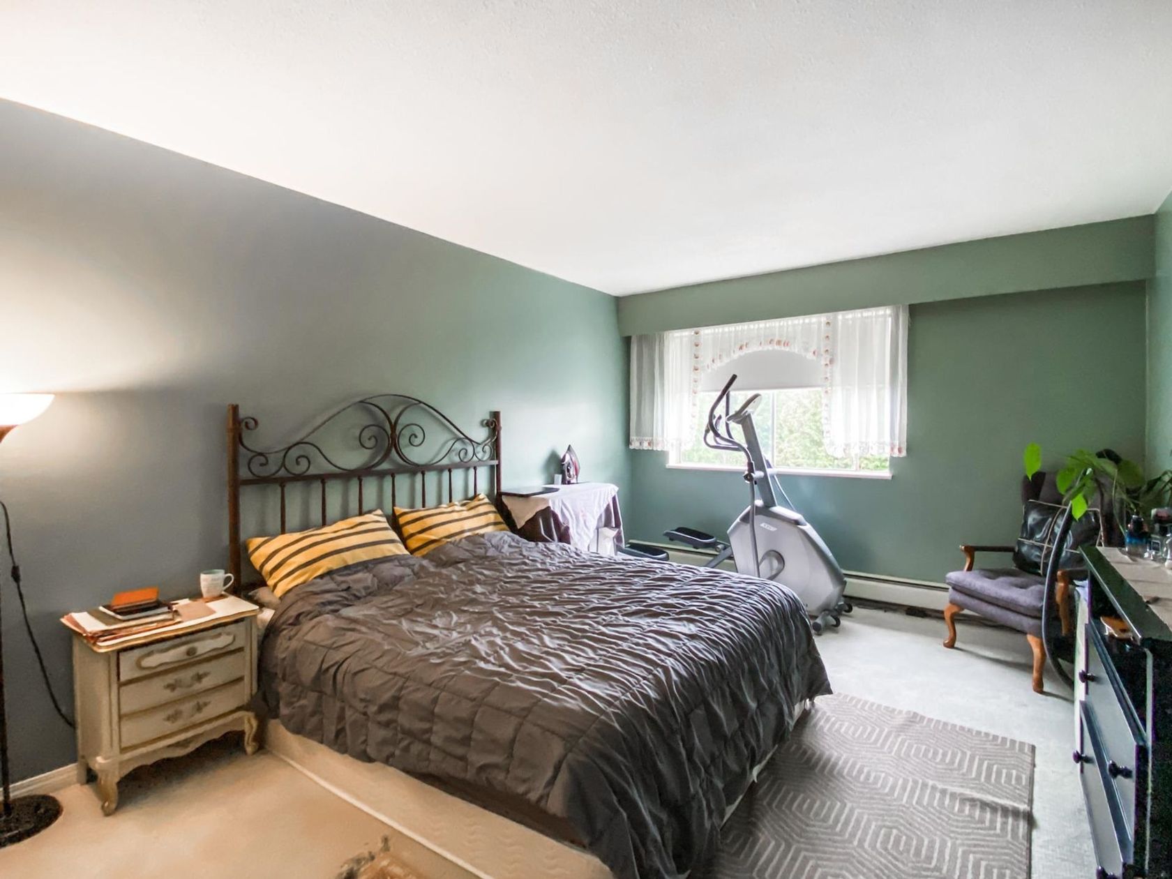 235-keith-road-cedardale-west-vancouver-10 at 1244 - 235 Keith Road, Cedardale, West Vancouver