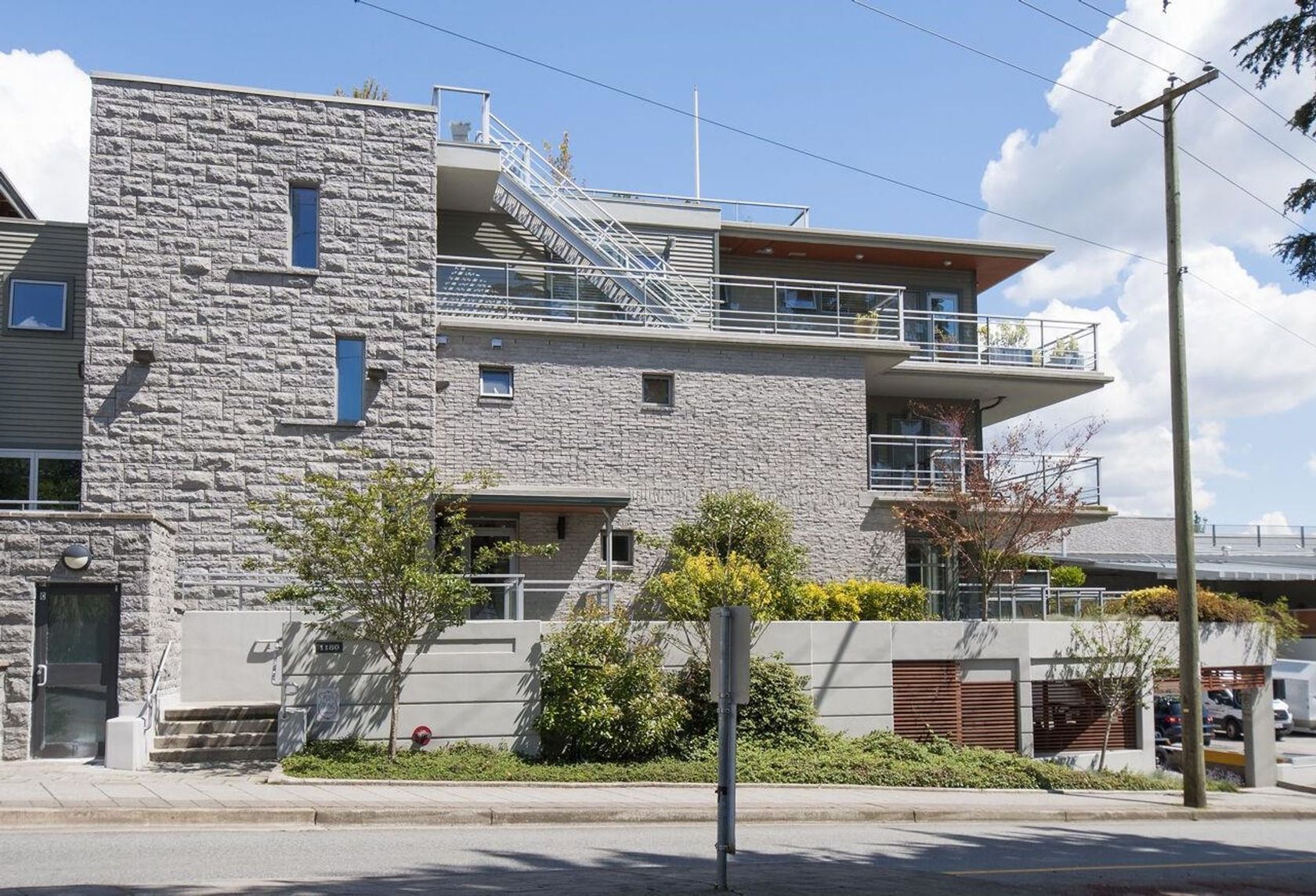 1180-25th-street-dundarave-west-vancouver-02 at 21 - 1180 25th Street, Dundarave, West Vancouver